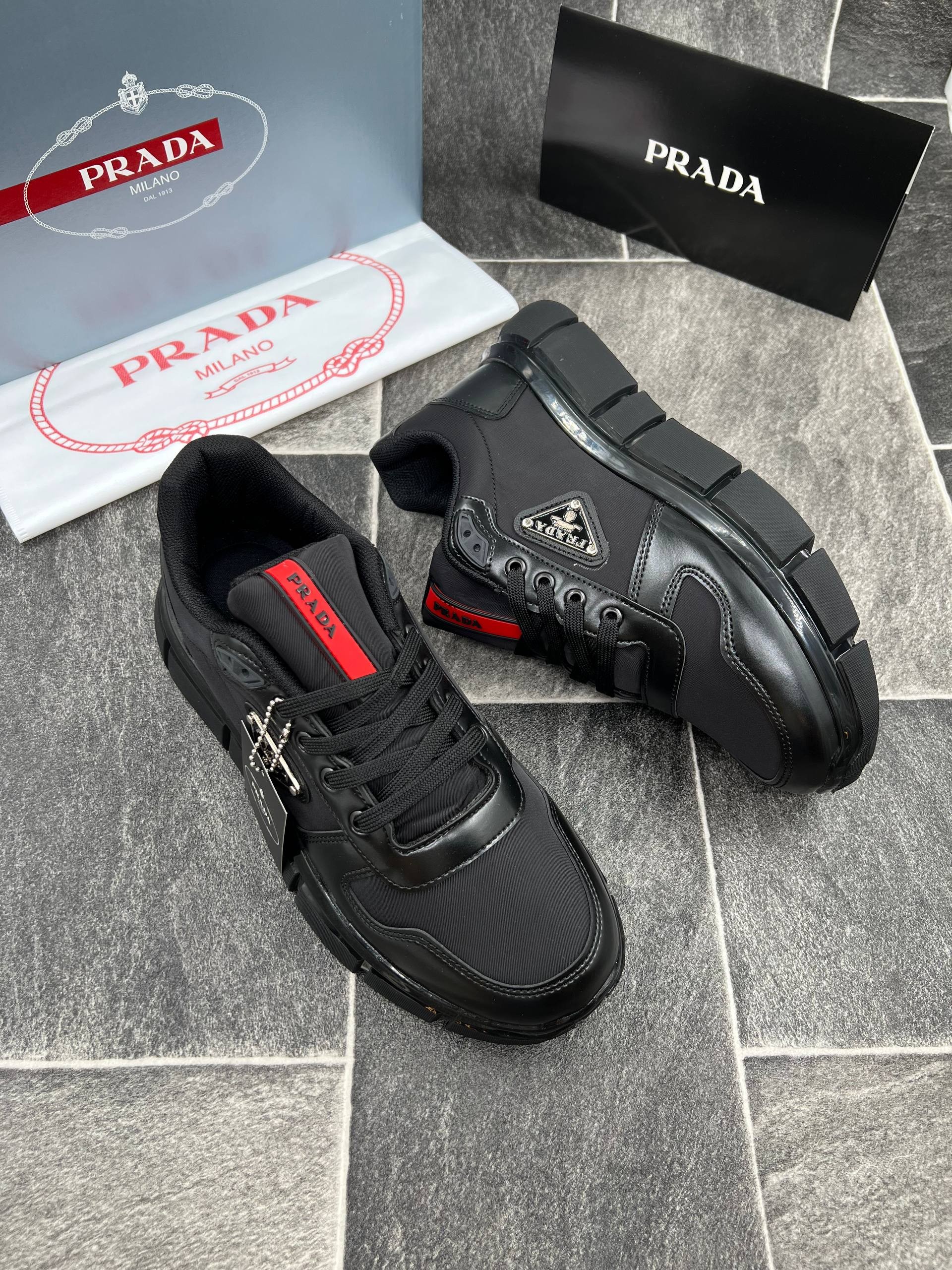 Prada Ayakkabı İTHAL