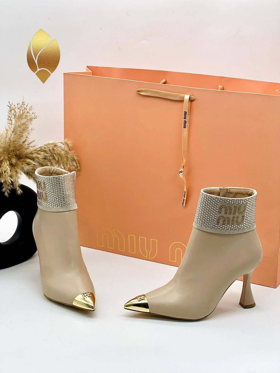 Miu Miu Bot