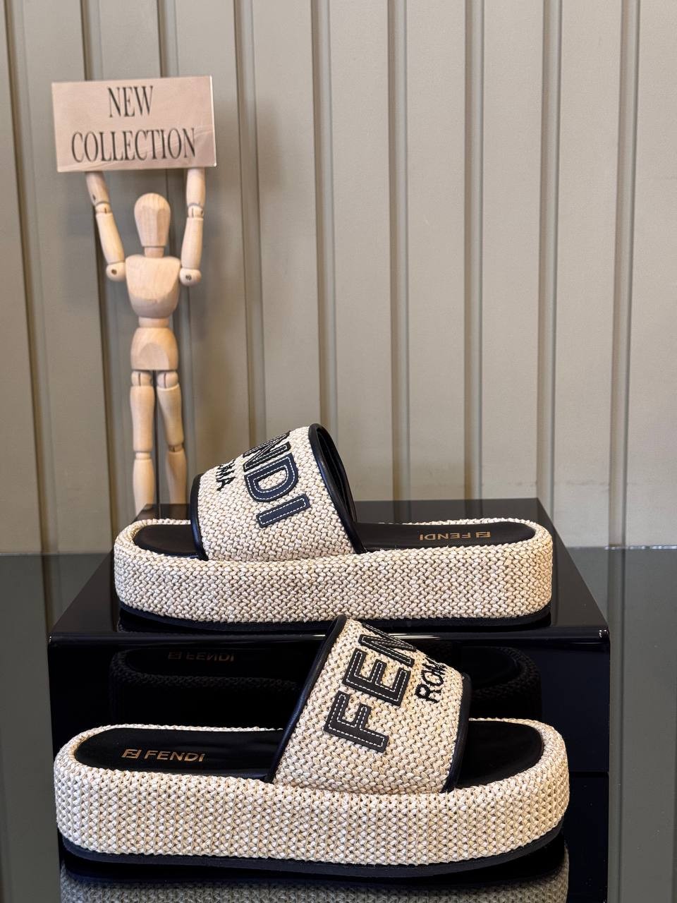 İthal Fendi Terlik