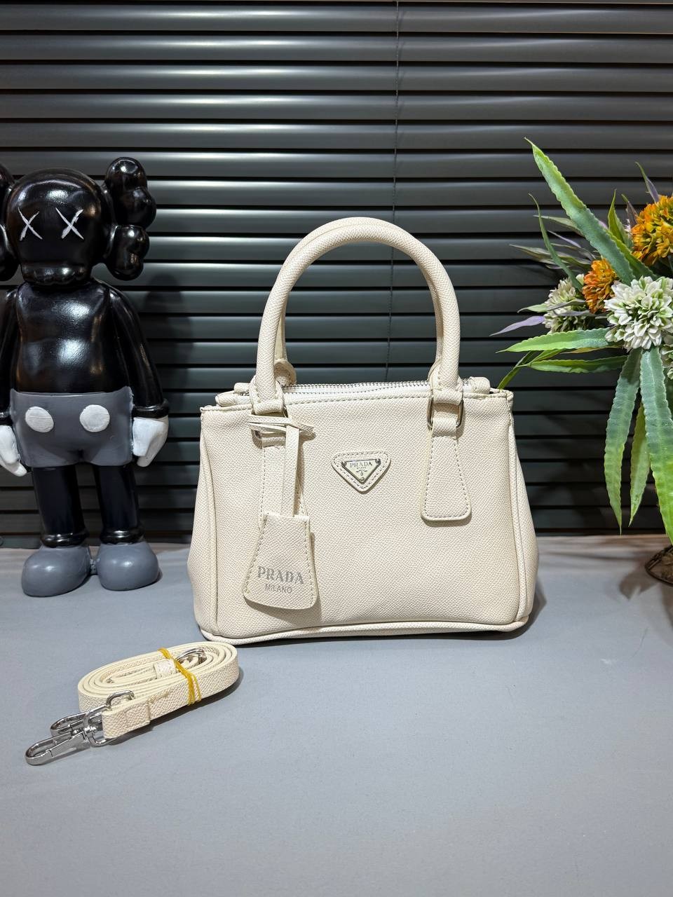 Prada Çanta İTHAL
