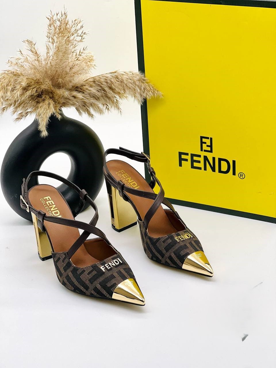 Fendi Çanta Ayakkabı Kombin