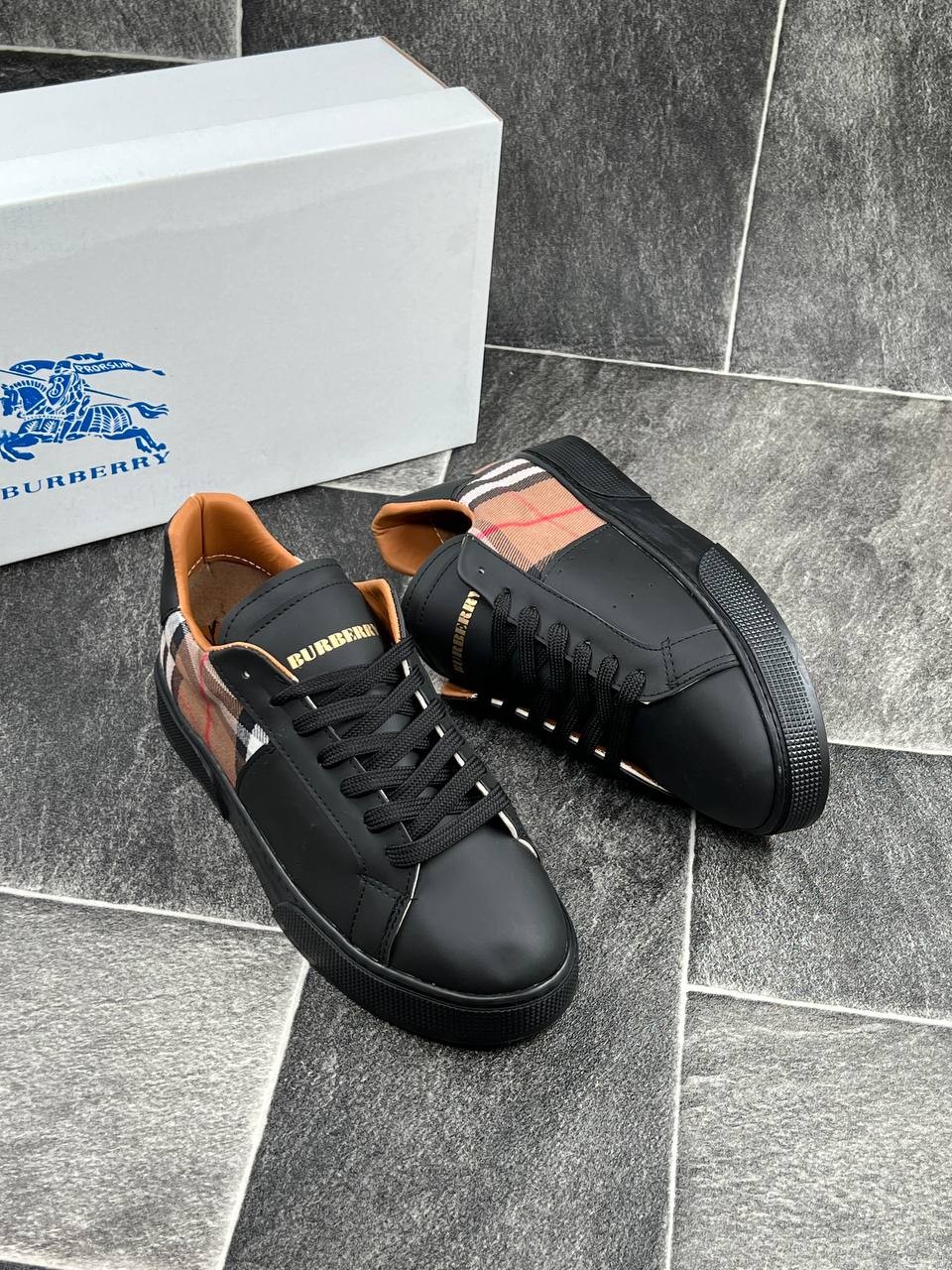 Burberry Ayakkabı İTHAL