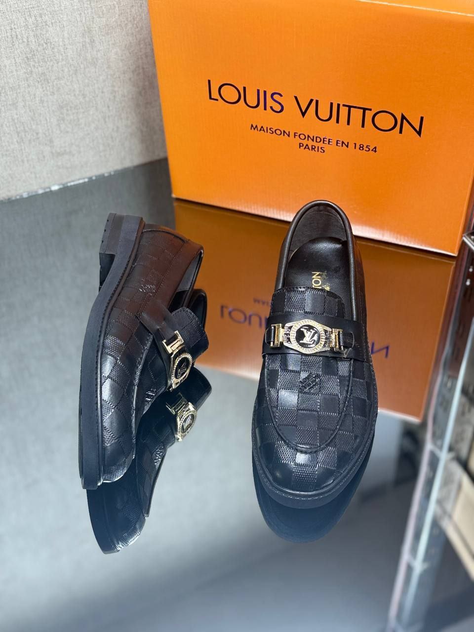 Louis Vuitton Ayakkabı İTHAL