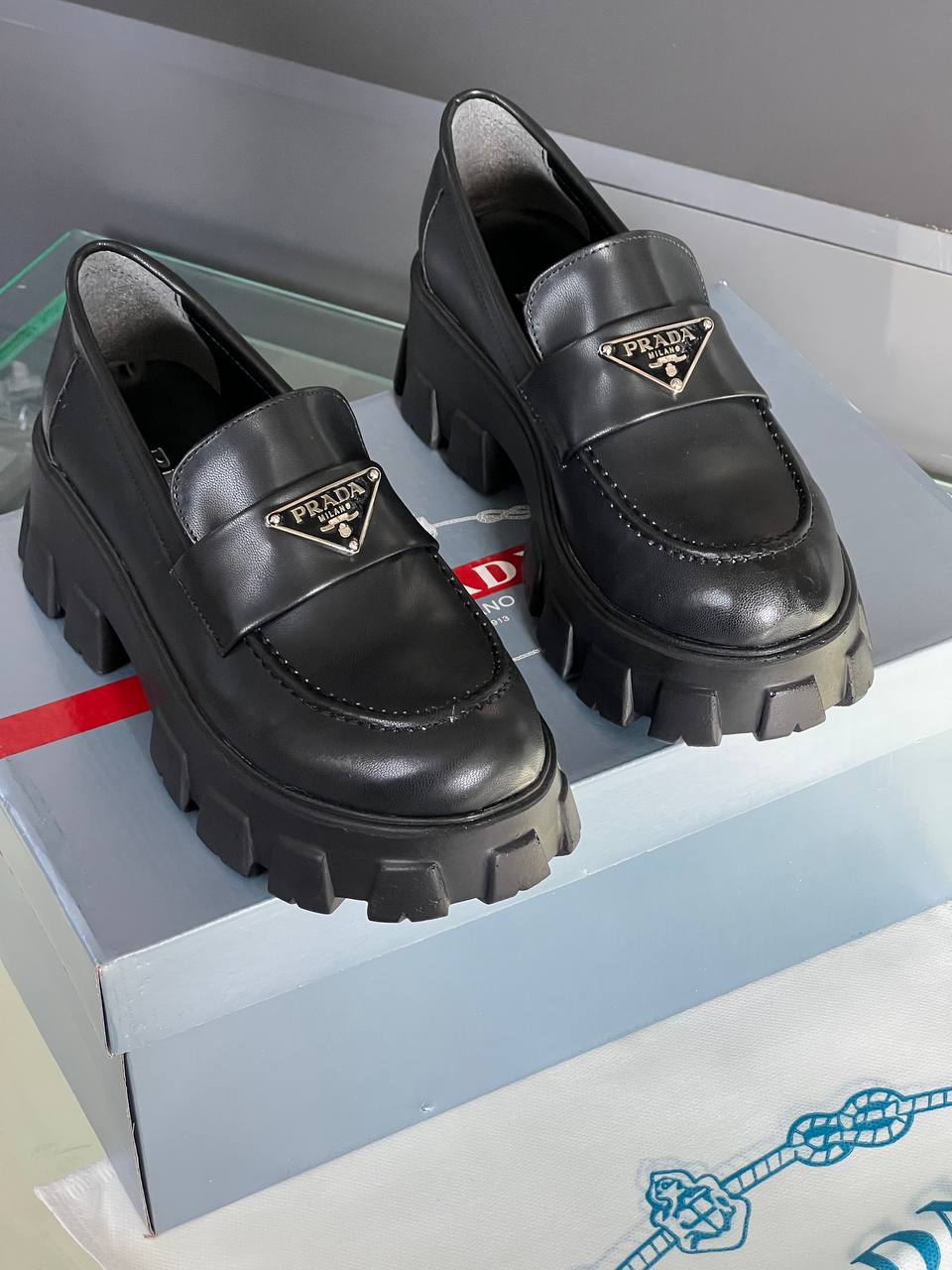 Prada Ayakkabı İTHAL