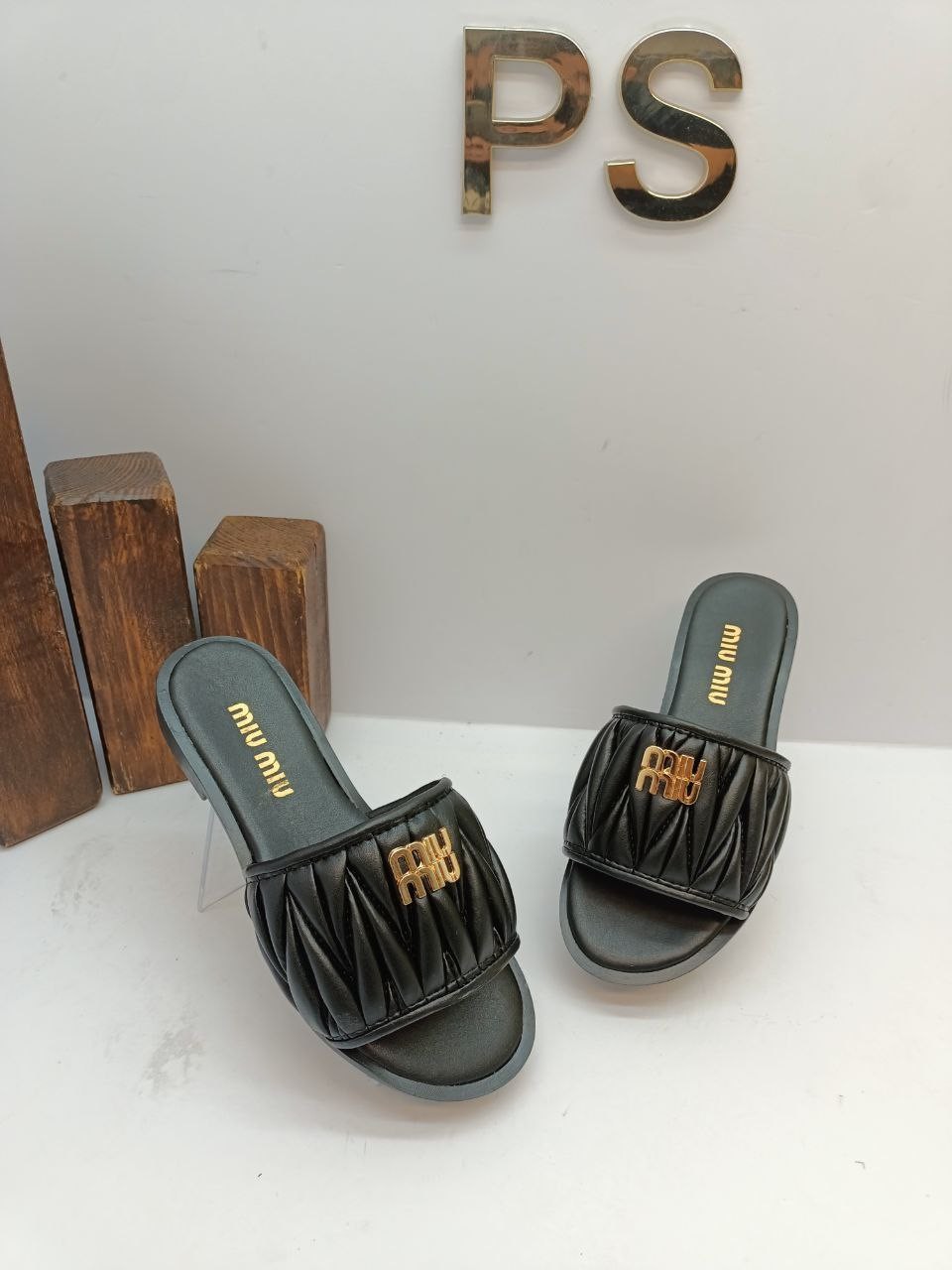 Miu Miu Terlik