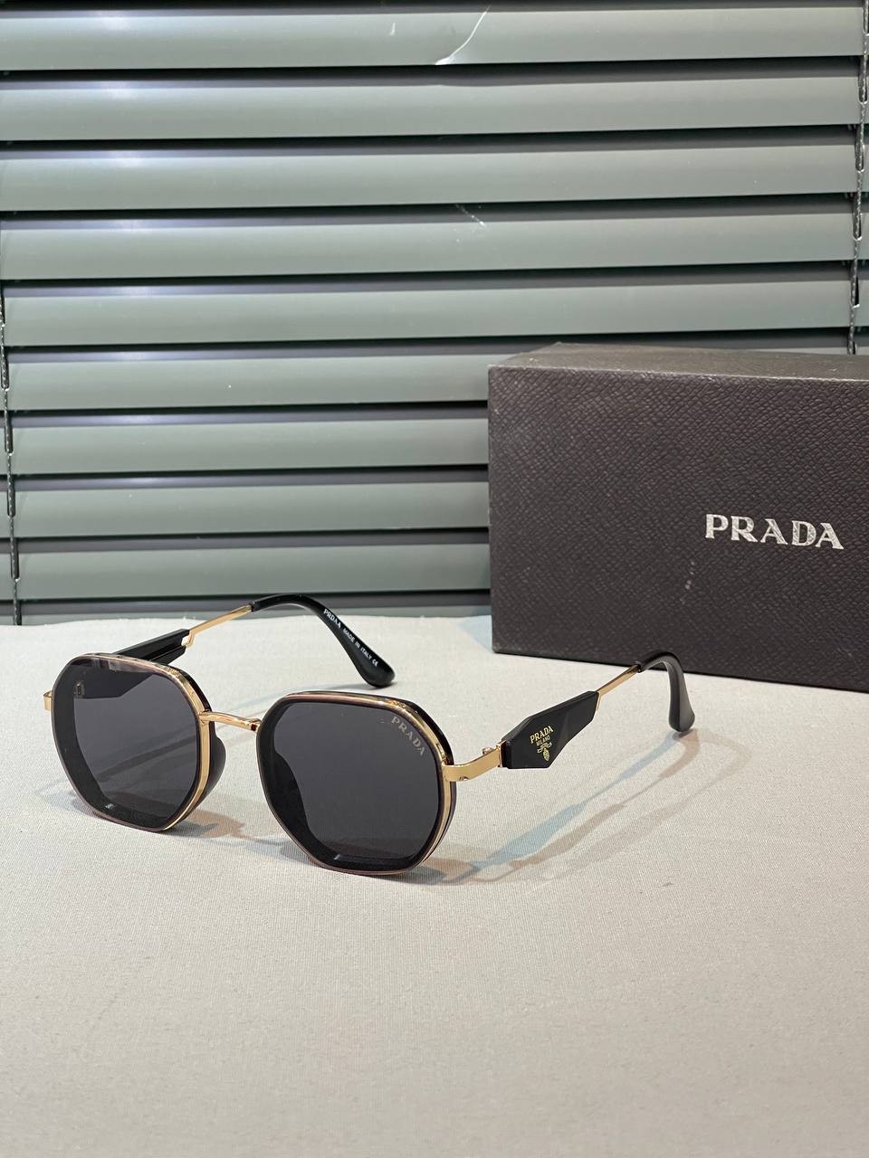 Prada Güneş Gözlüğü Unisex