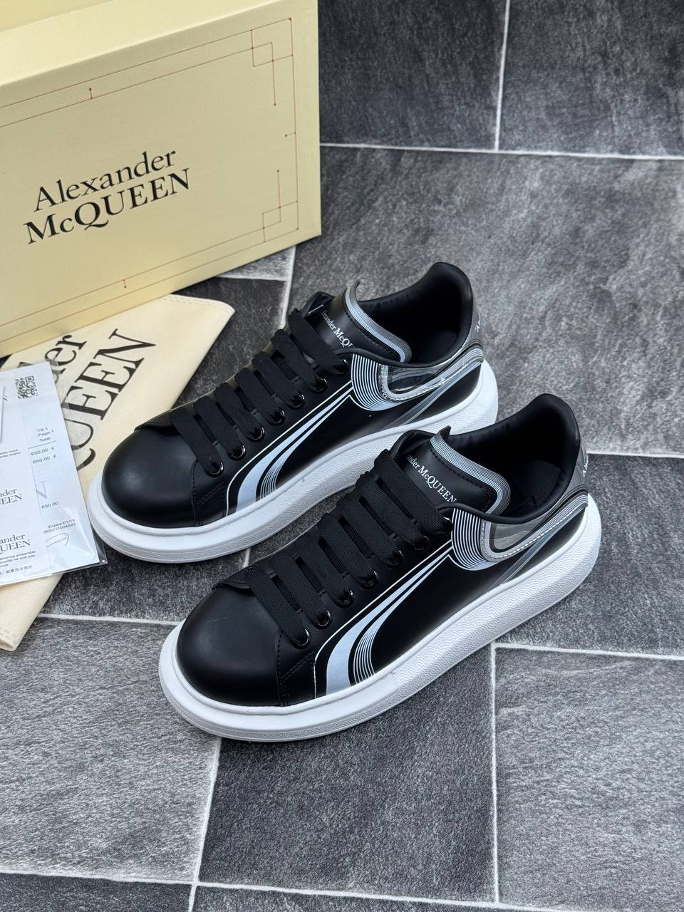 Alexander McQueen İTHAL