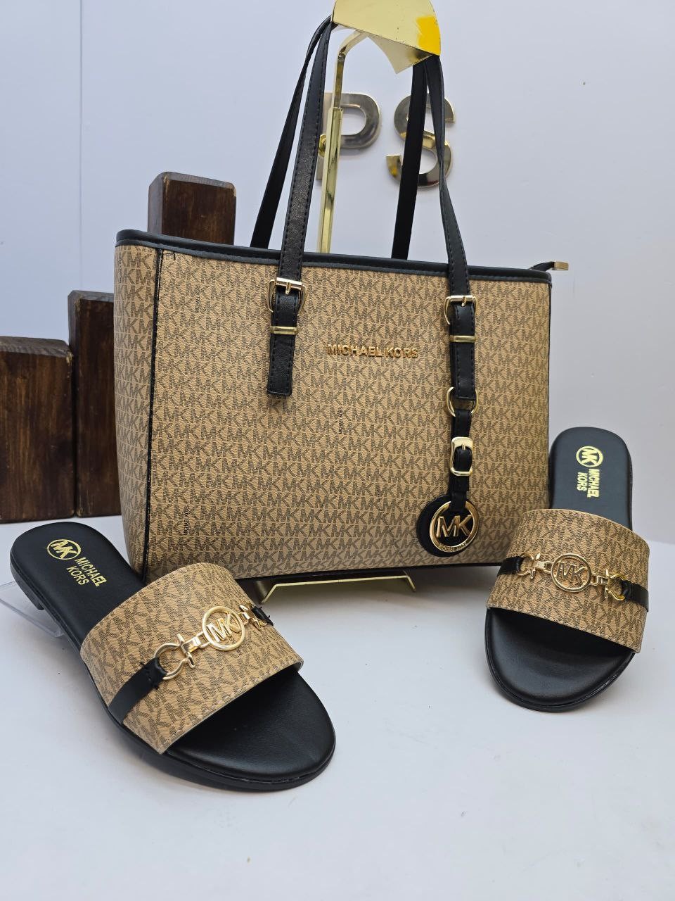 Michael Kors Çanta&Terlik İTHAL