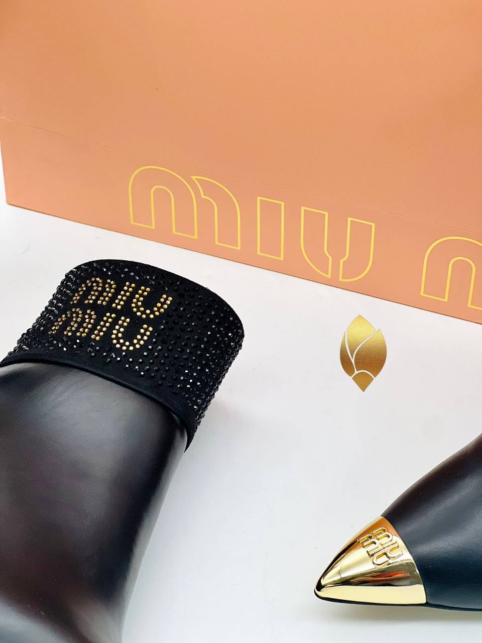 Miu Miu Bot