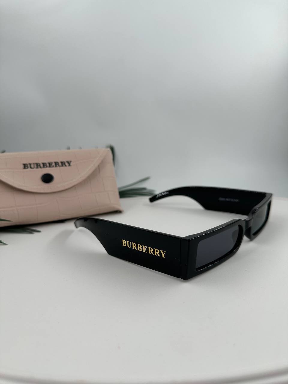 Burberry Güneş Gözlüğü