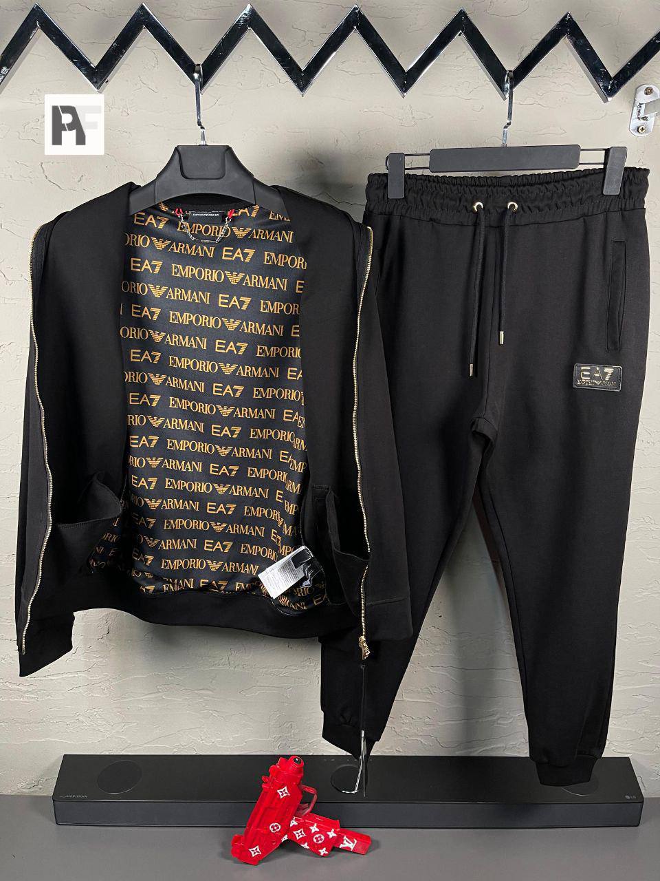 ARMANİ  EŞOFMAN TAKIM