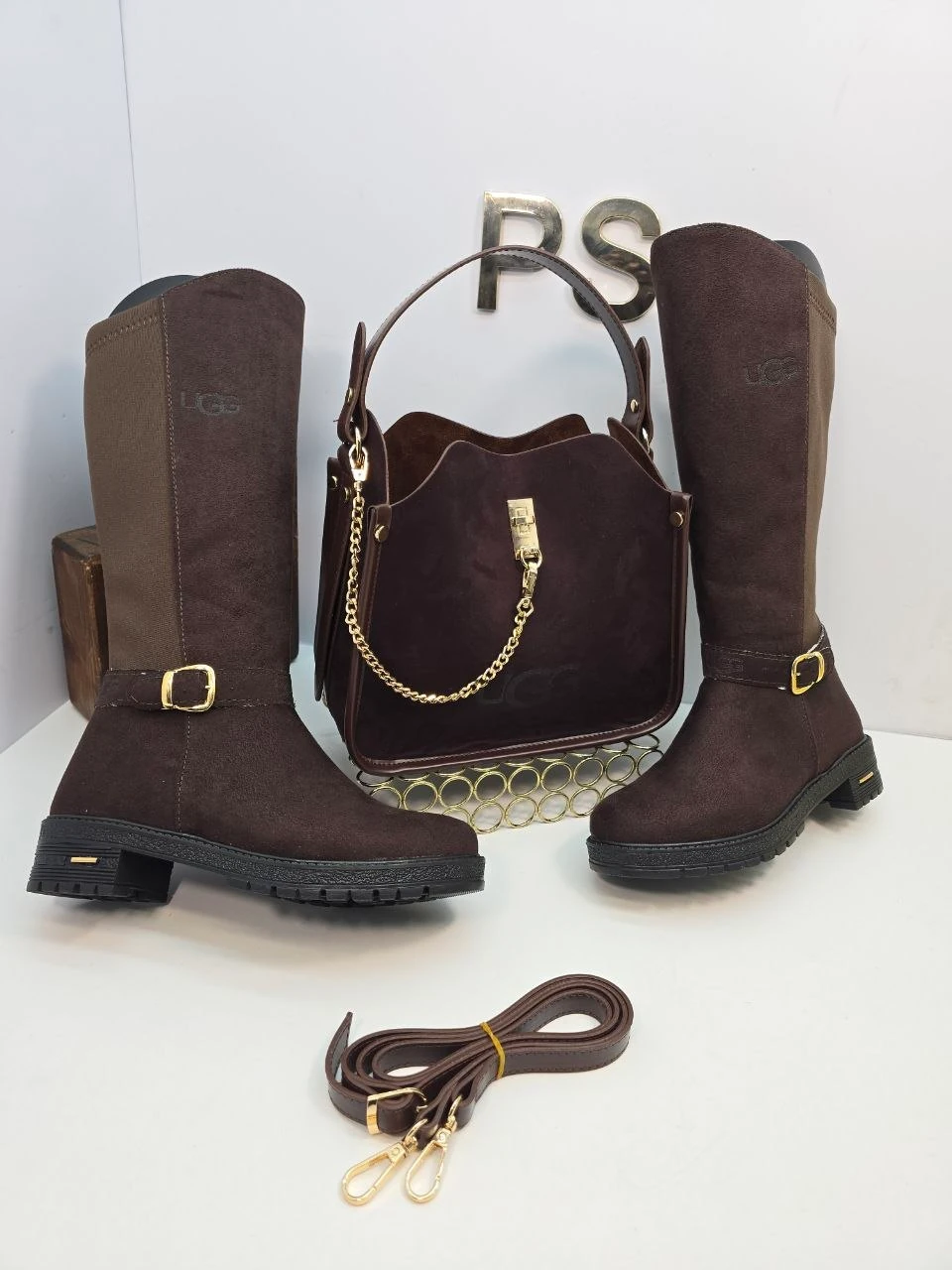 Ugg Çizme & Çanta Kombin