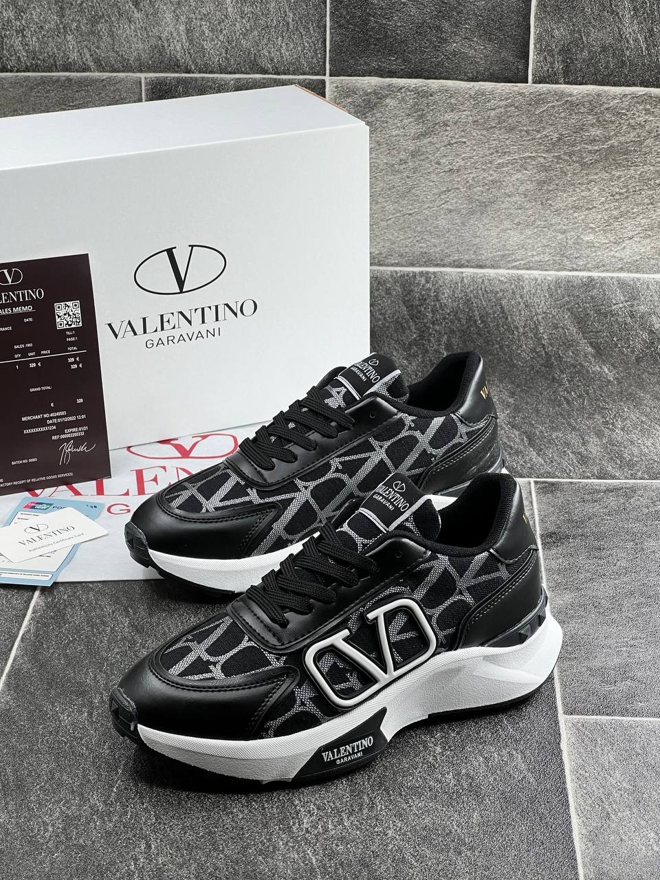 Valentino Ayakkabı İthal