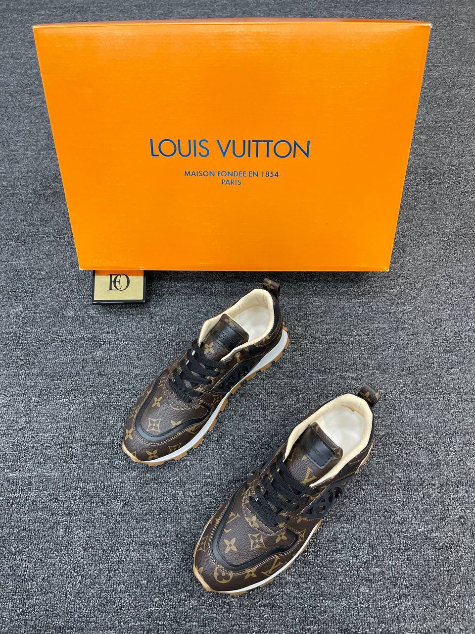 Louis Vuitton Ayakkabı İTHAL