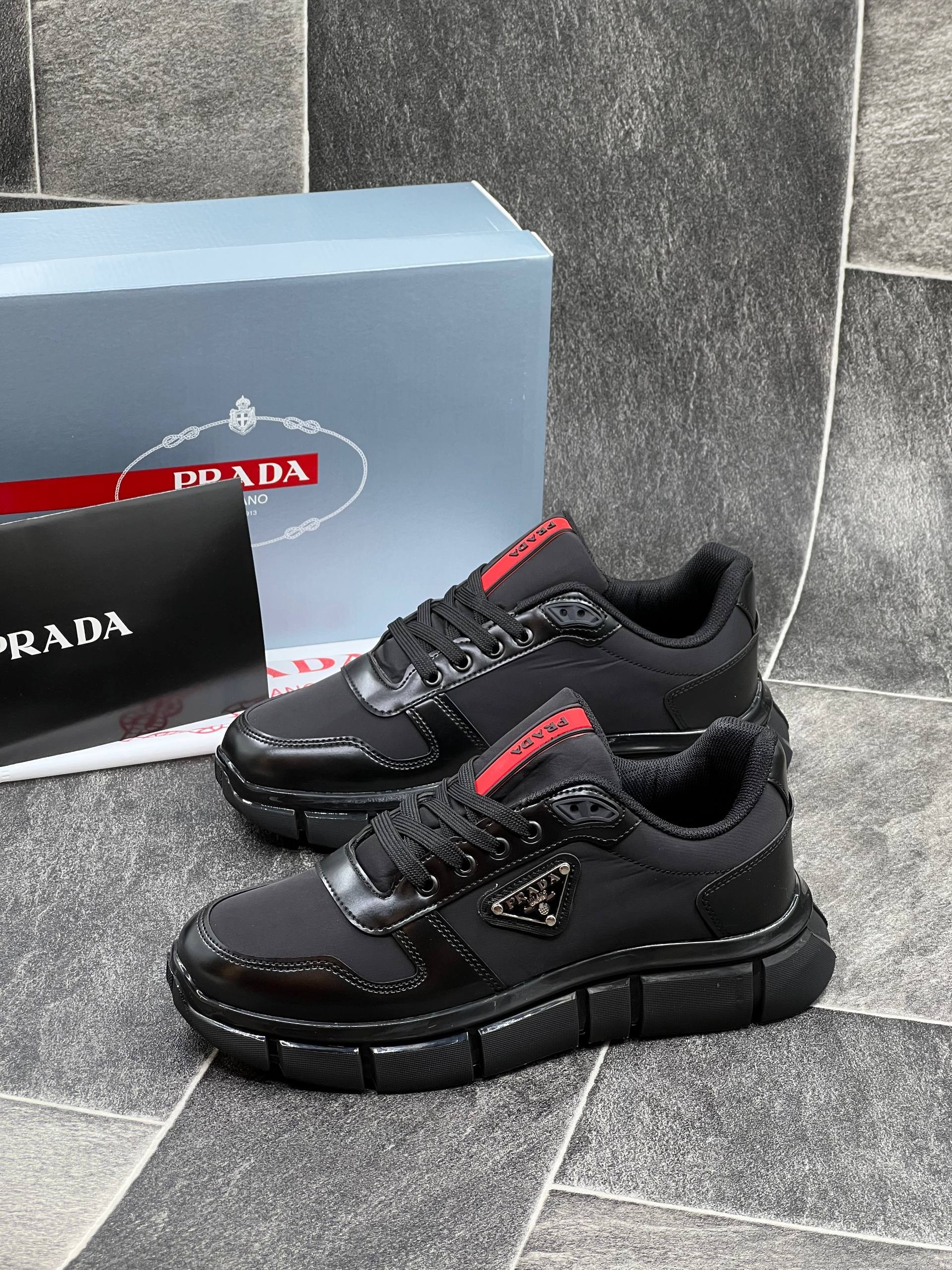 Prada Ayakkabı İTHAL