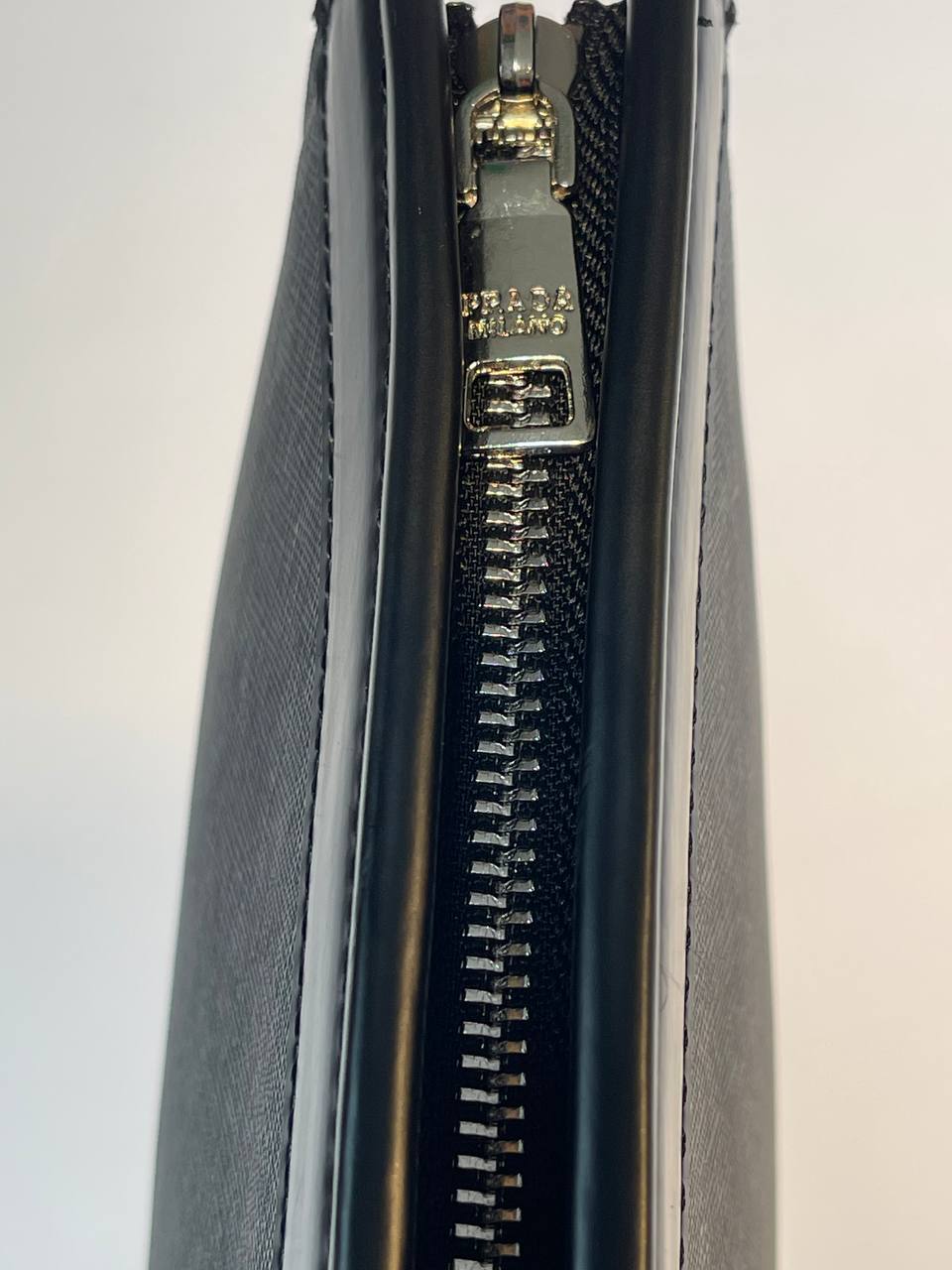 PRADA POUCH Çanta