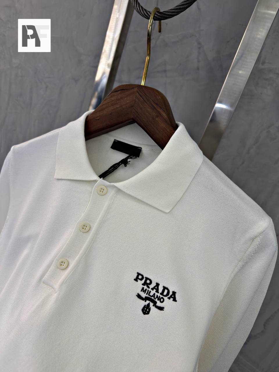 PRADA SWEAT   