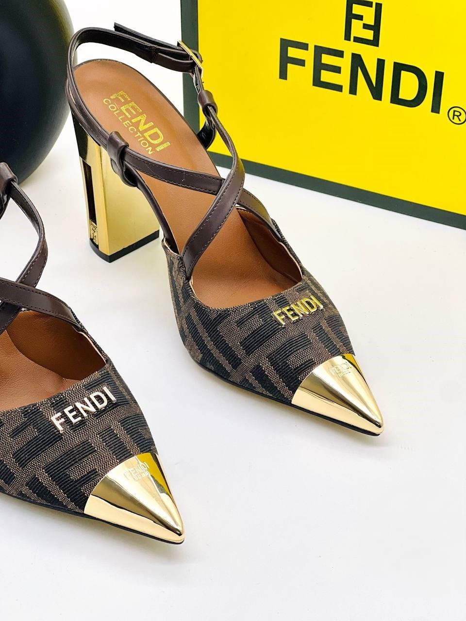 Fendi Çanta Ayakkabı Kombin