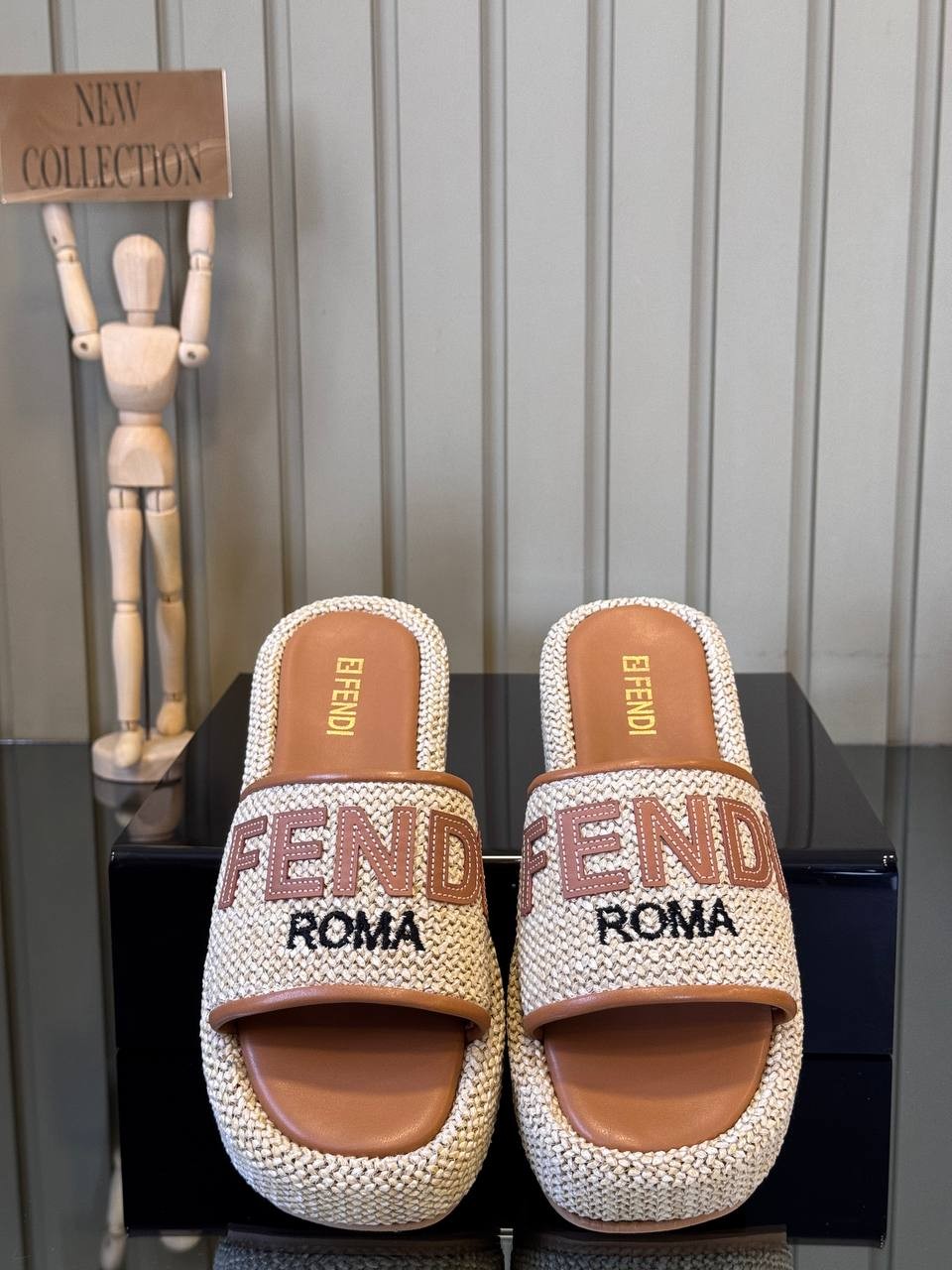 İthal Fendi Terlik