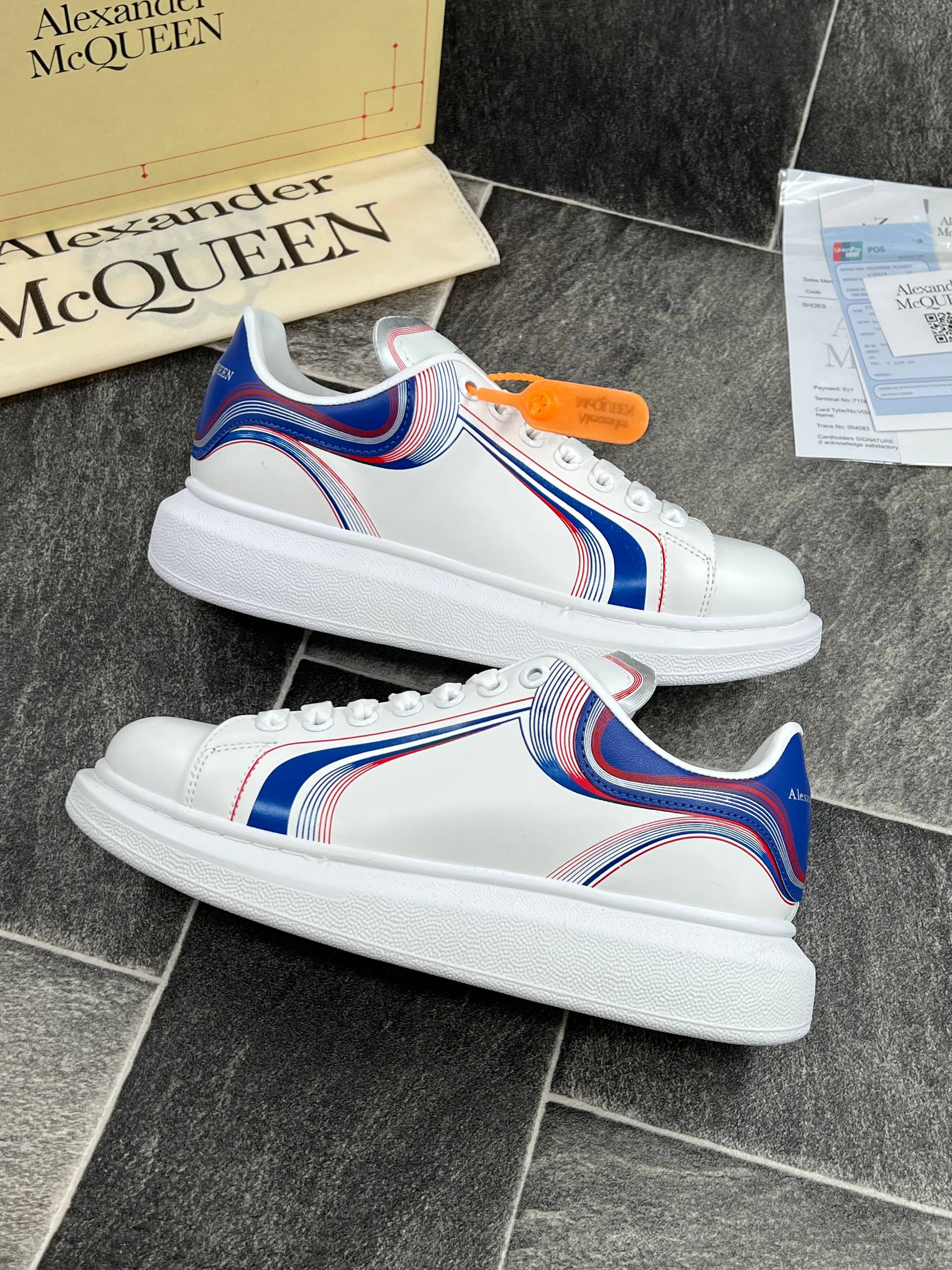 Alexander McQueen İTHAL
