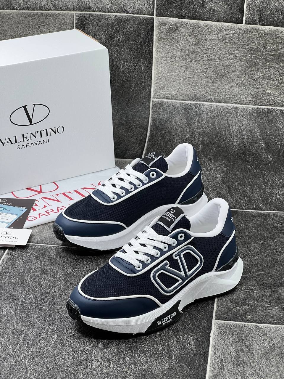 Valentino Ayakkabı İthal