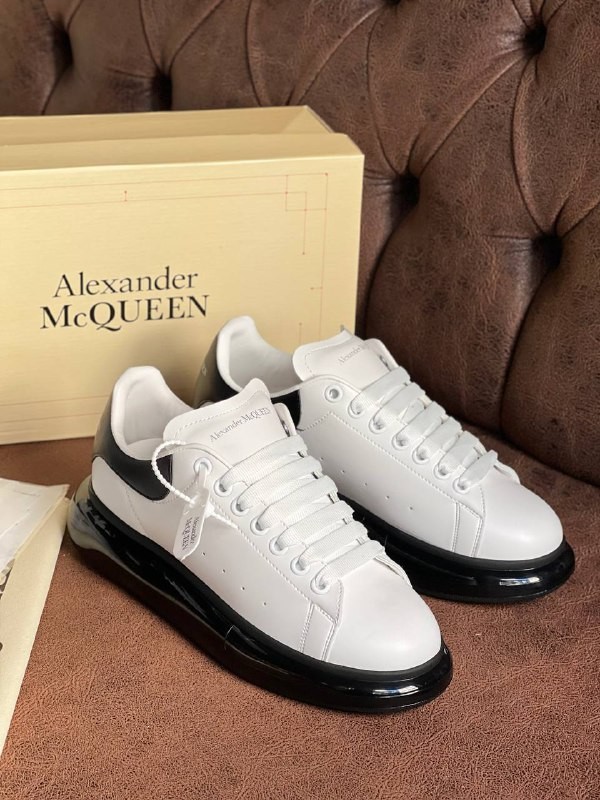 Alexander McQueen İTHAL