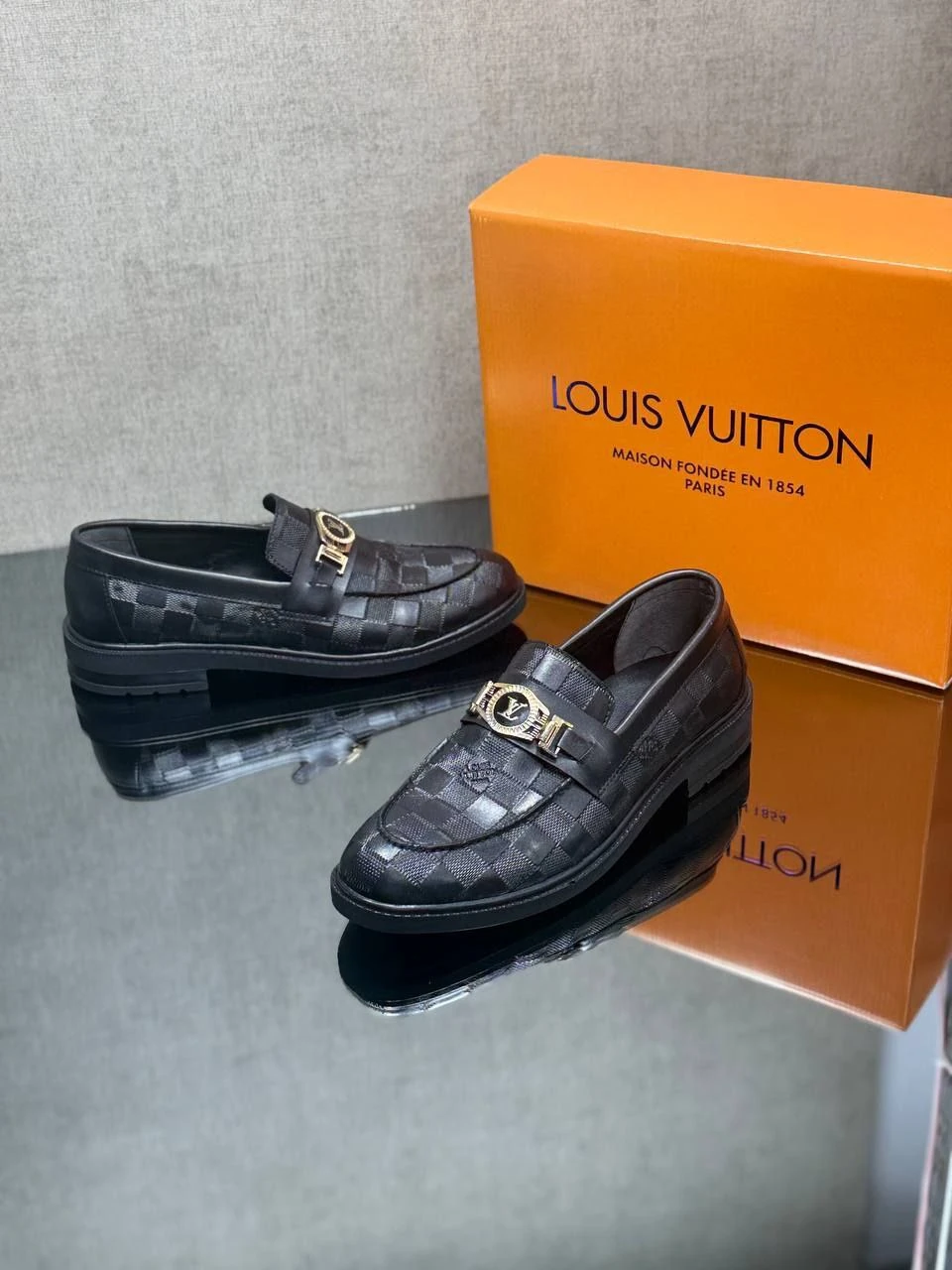 Louis Vuitton Ayakkabı İTHAL