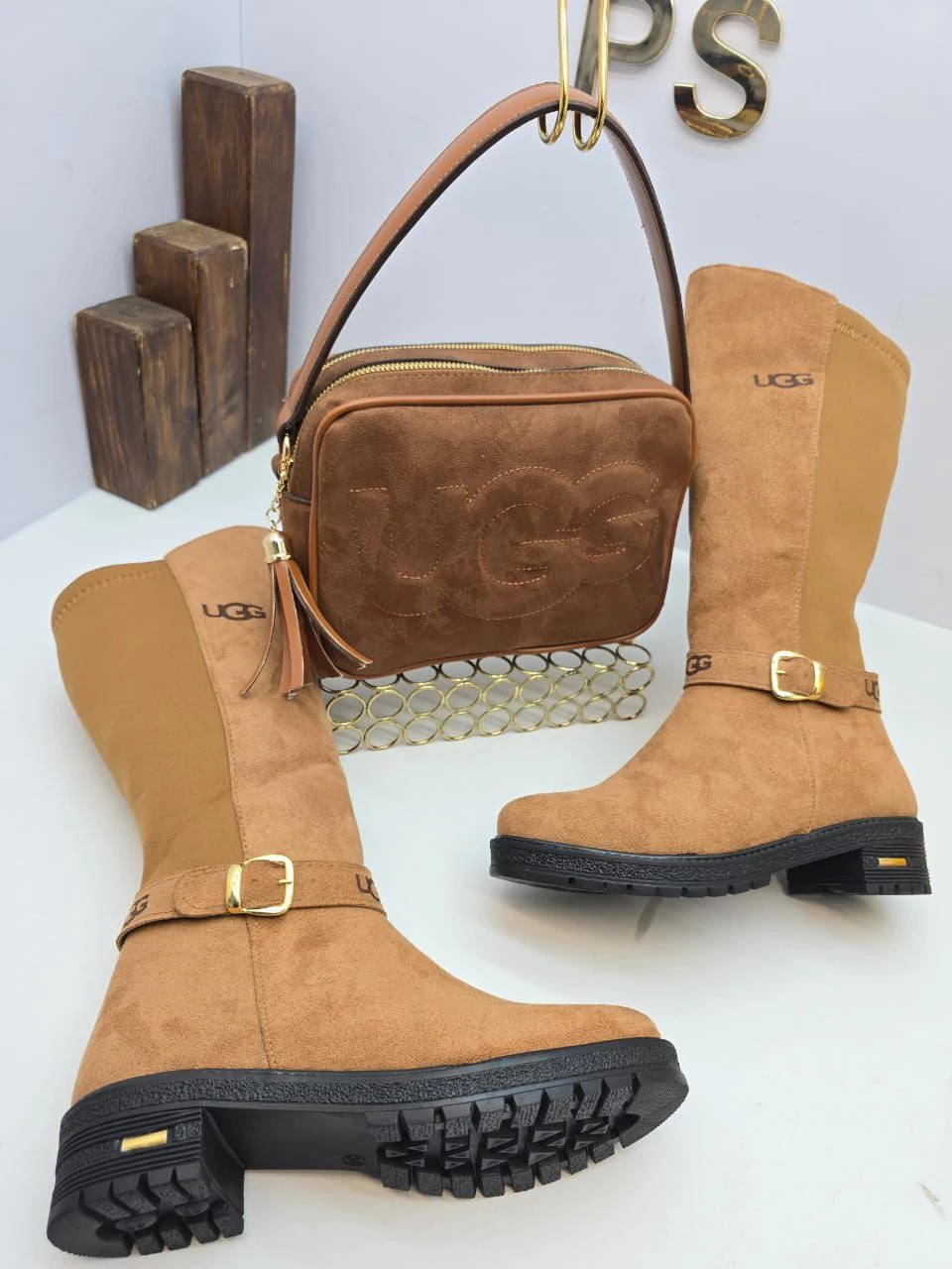 UGG Çanta & Çizme Kombin