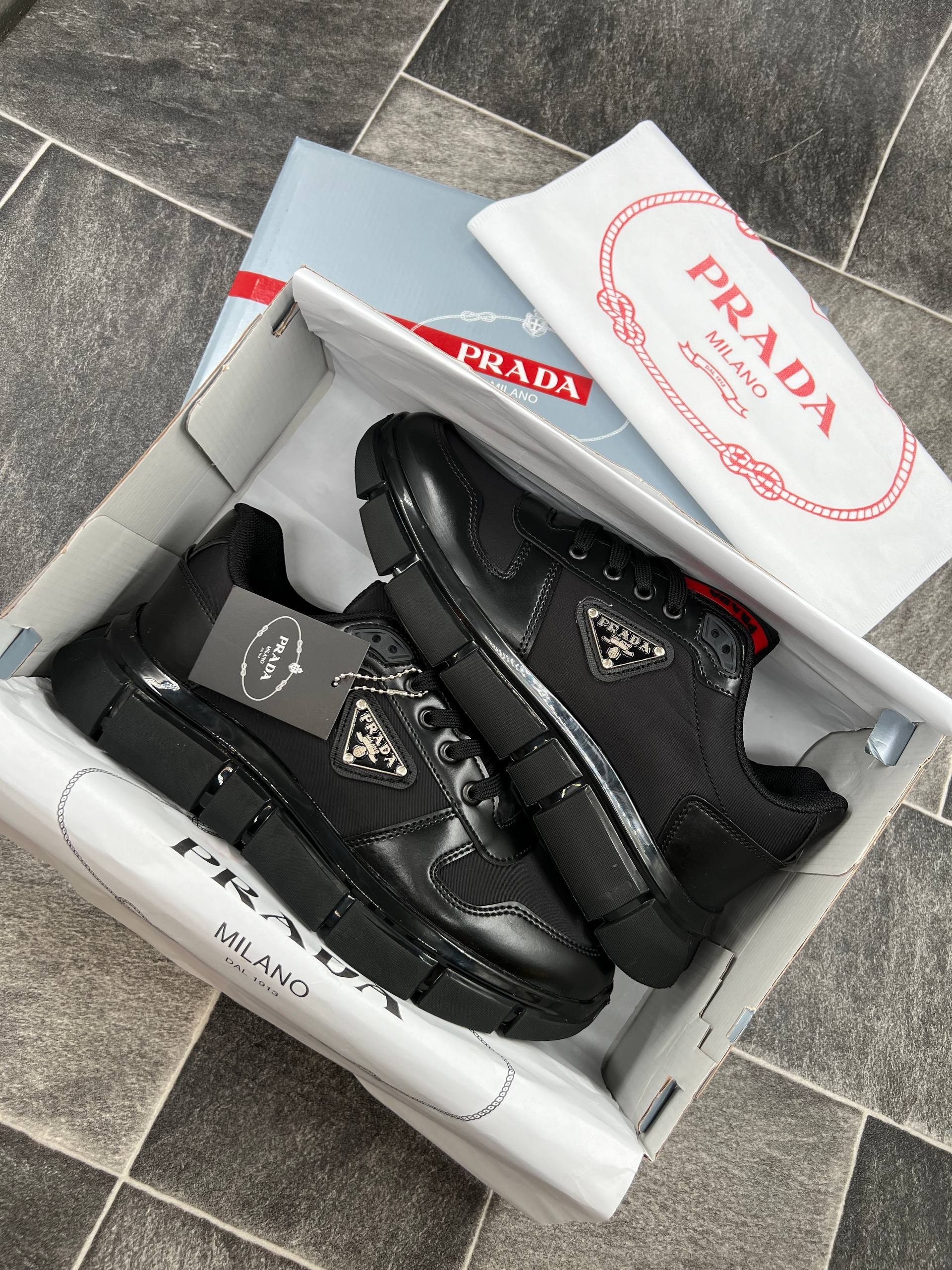 Prada Ayakkabı İTHAL