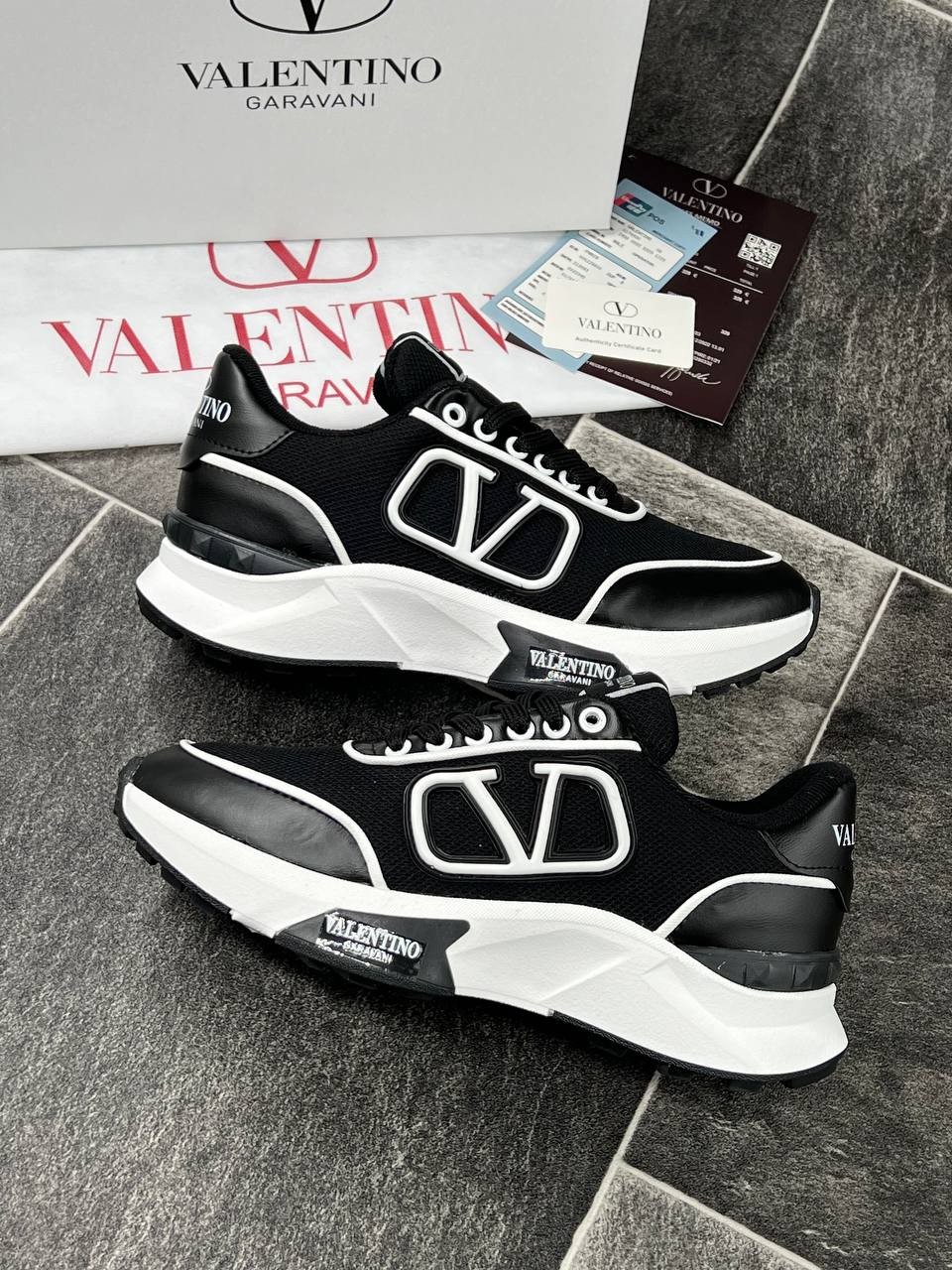 Valentino Ayakkabı İthal