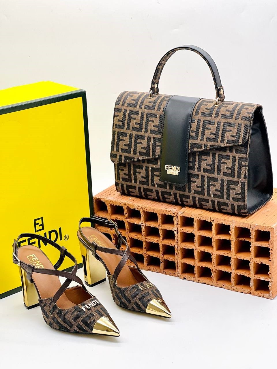 Fendi Çanta Ayakkabı Kombin