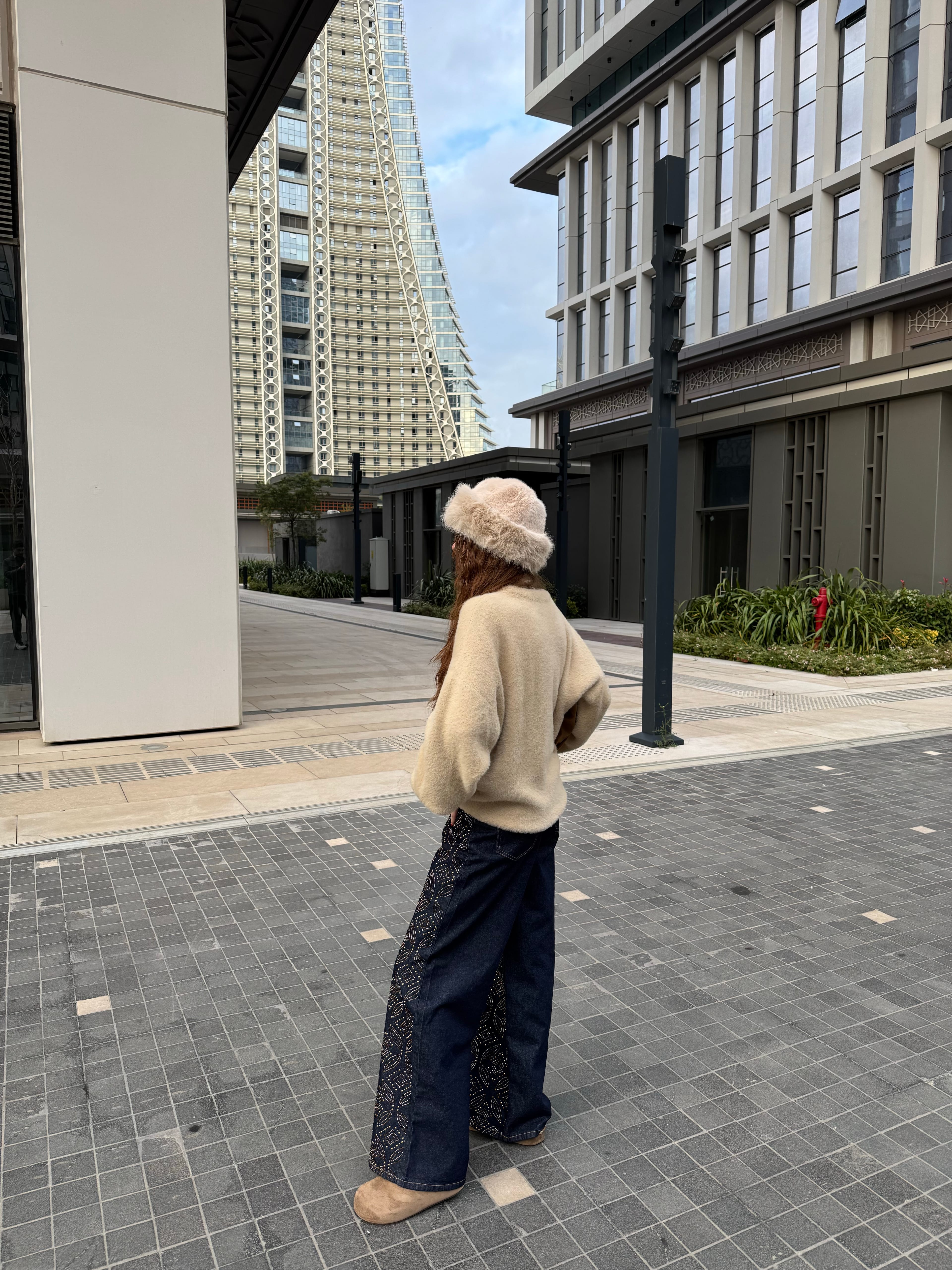 BALON KOL OVERSİZE YUMOS KAZAK