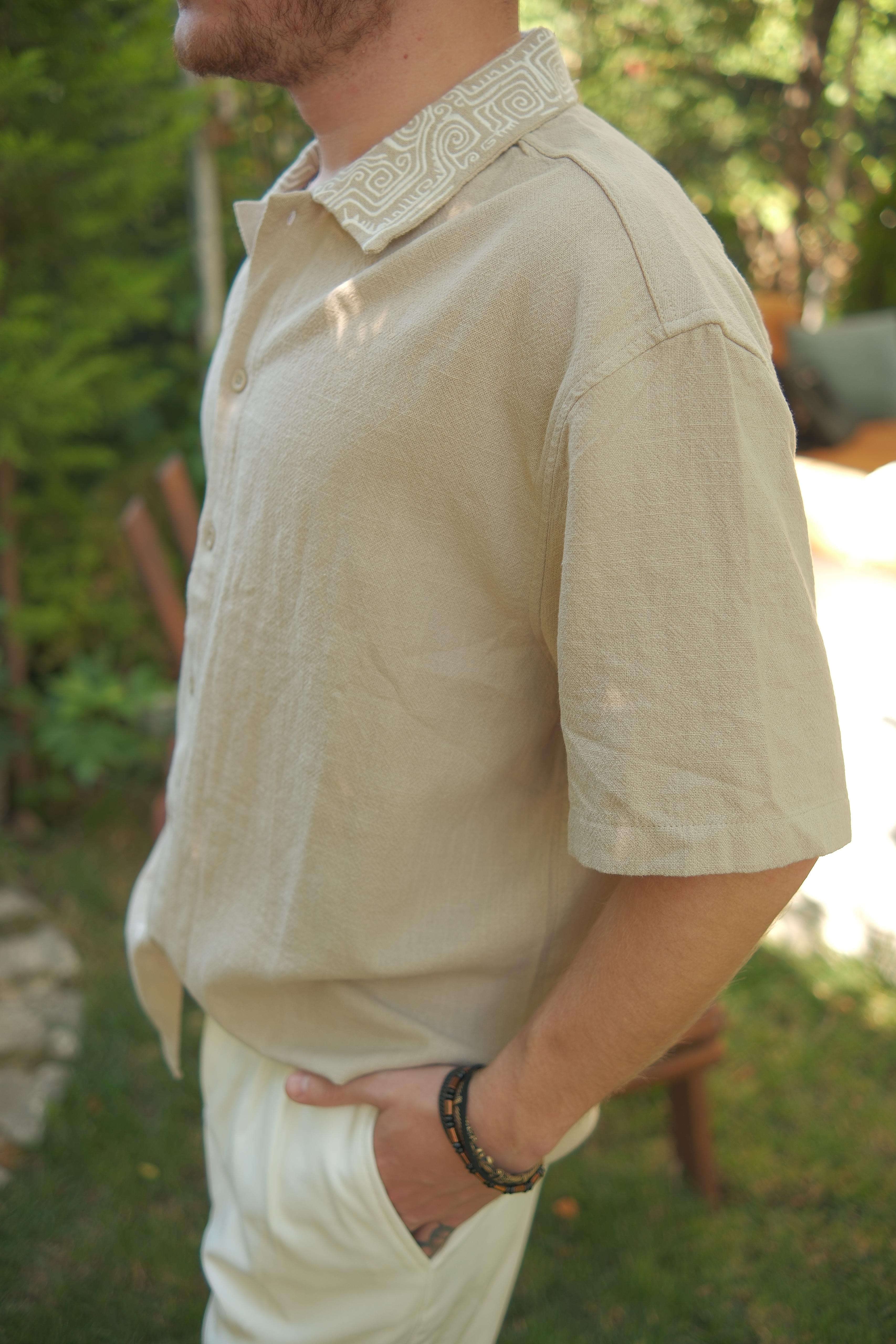 YAKASI NAKIŞLI İTHAL TASARIM GÖMLEK