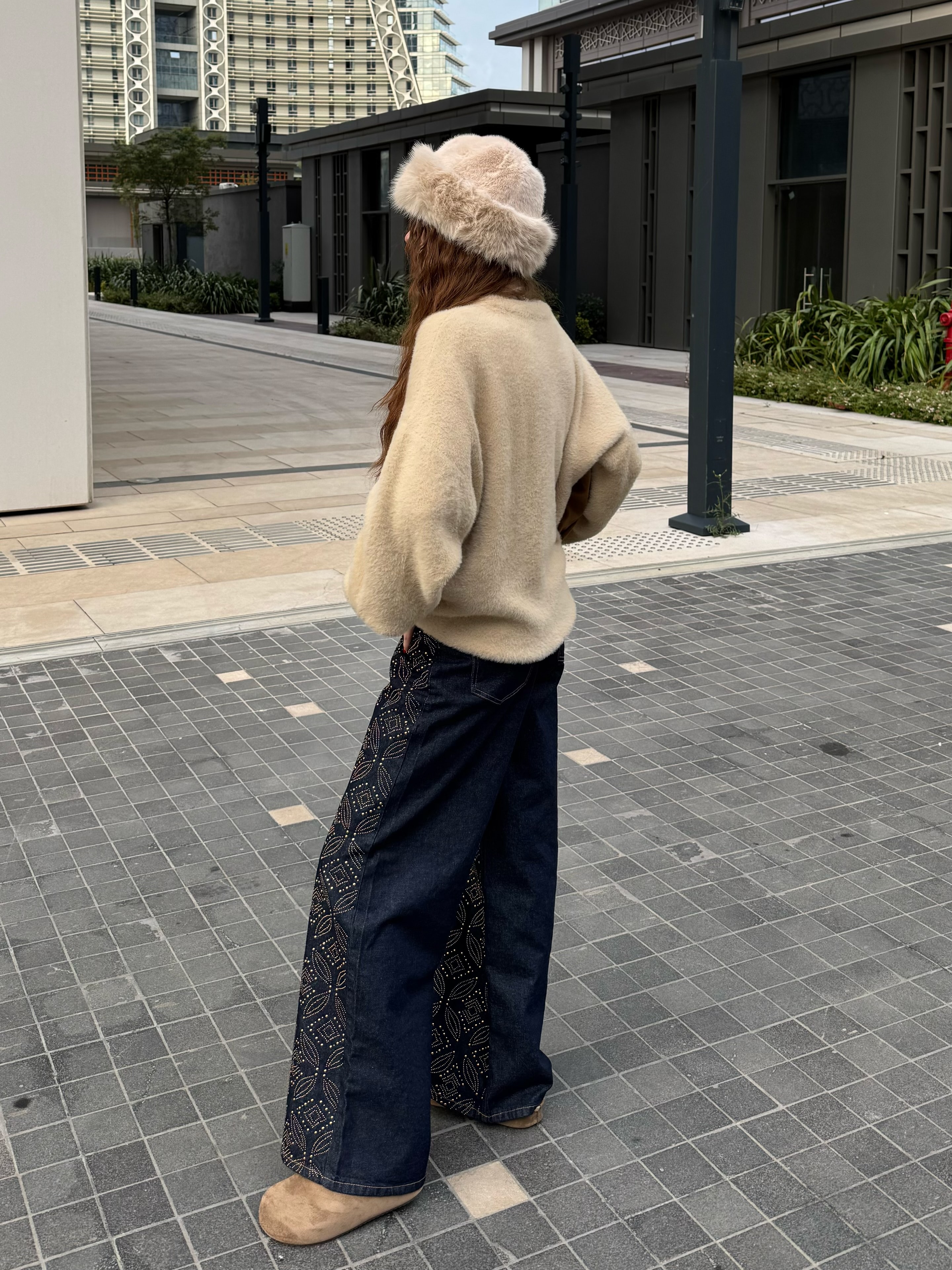 BALON KOL OVERSİZE YUMOS KAZAK