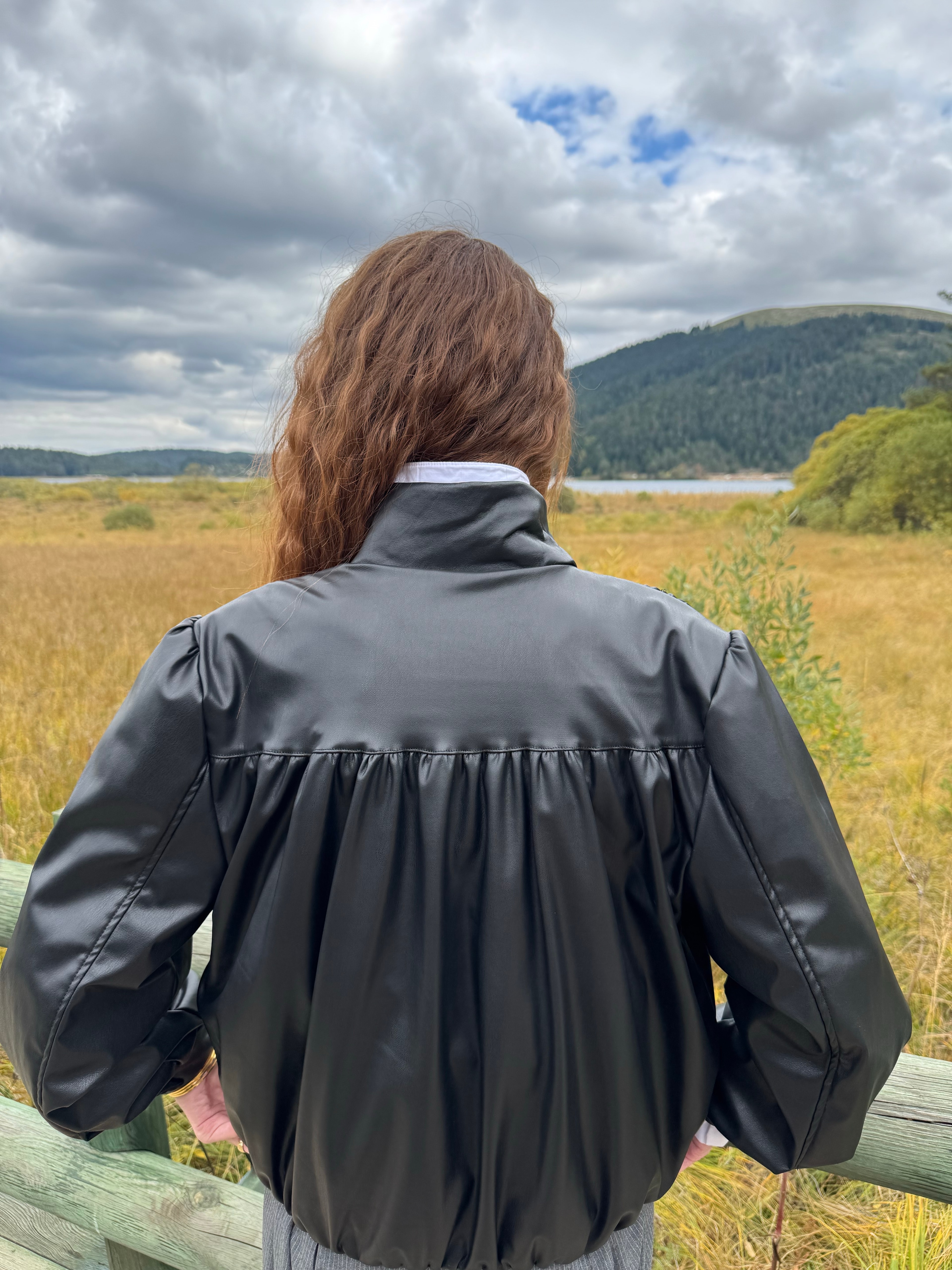 VİNTAGE BALON KOL YUMUSAK DERİ CEKET