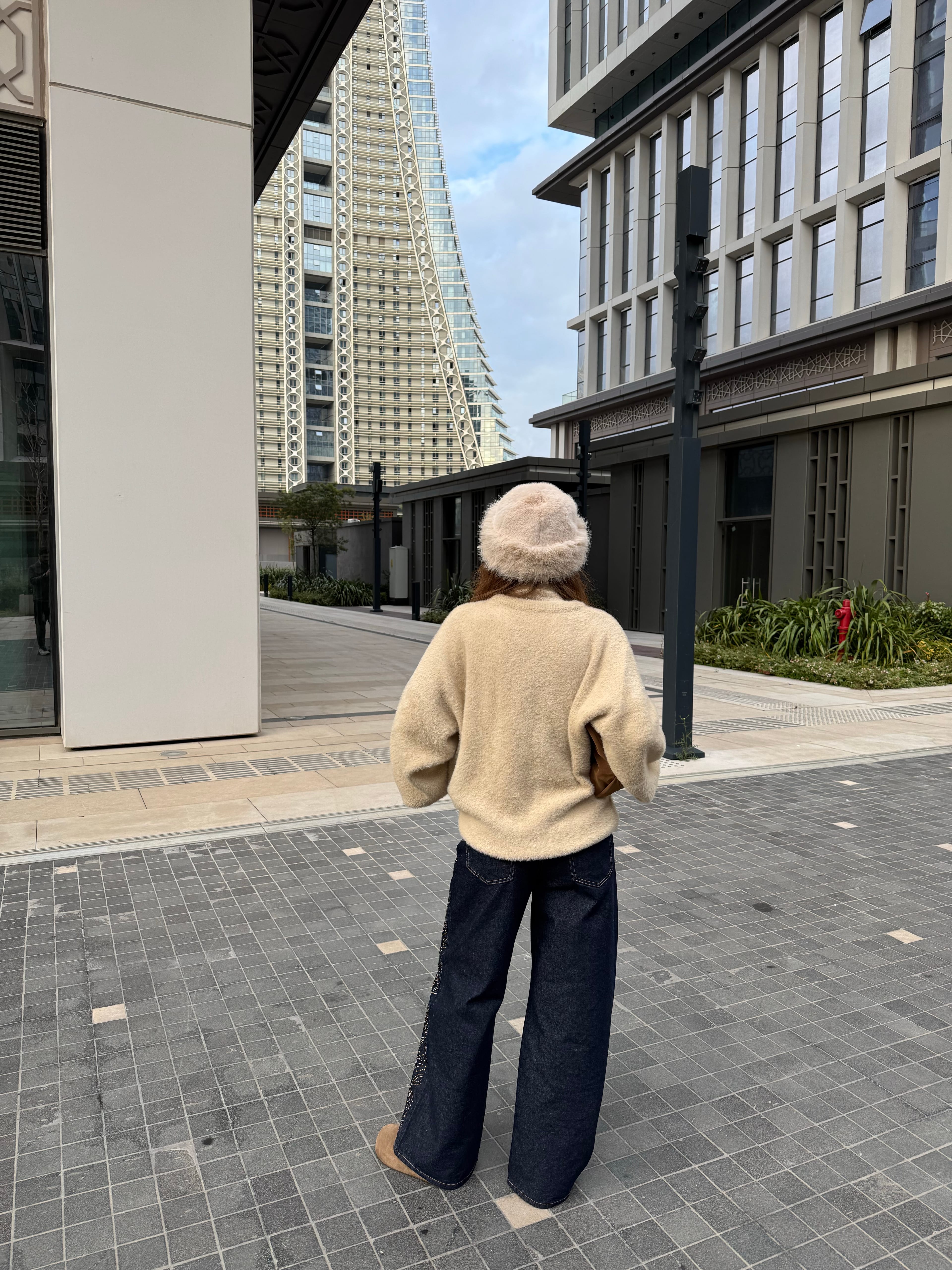 BALON KOL OVERSİZE YUMOS KAZAK