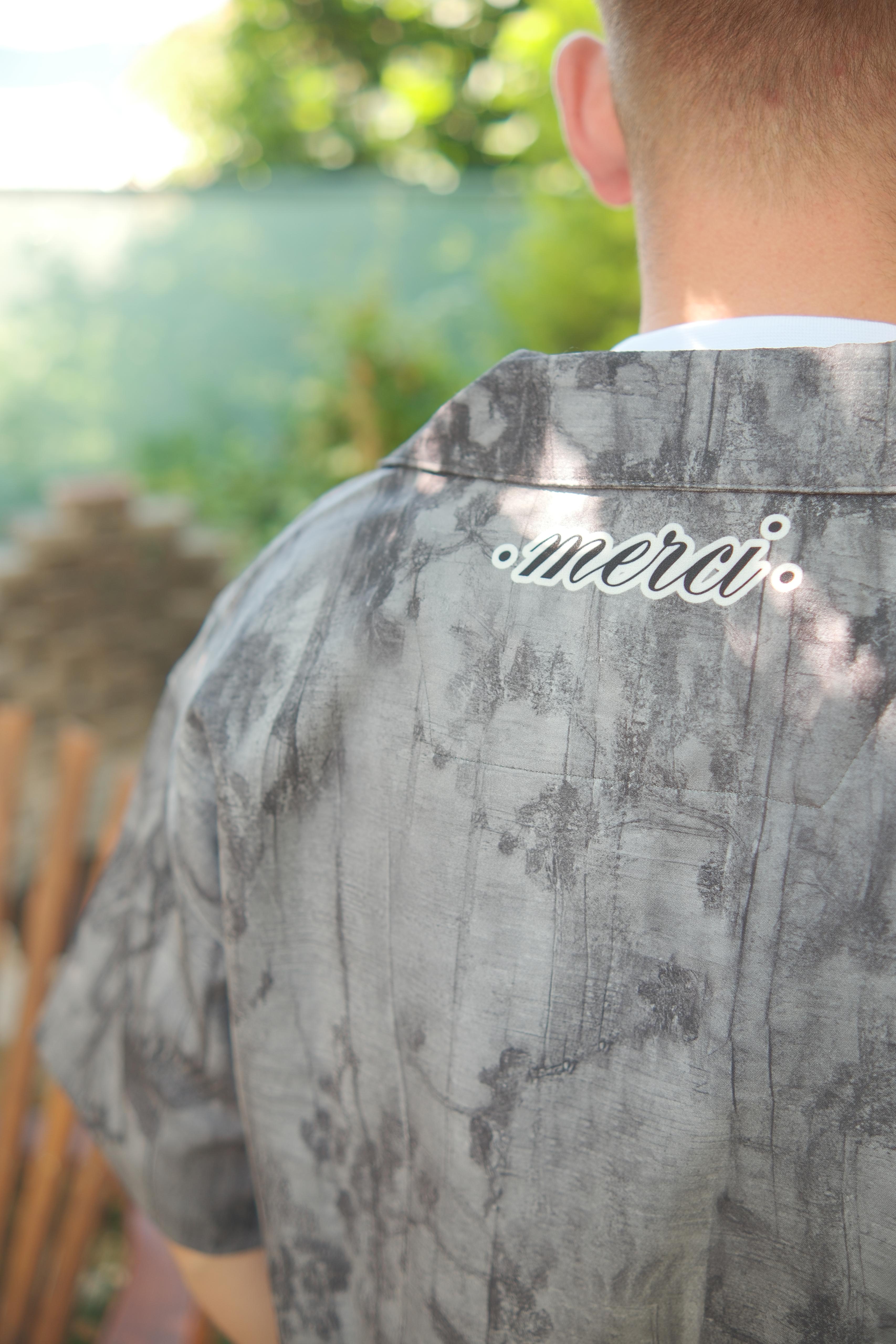 OVERSİZE ANTRASİT BASKILI GÖMLEK