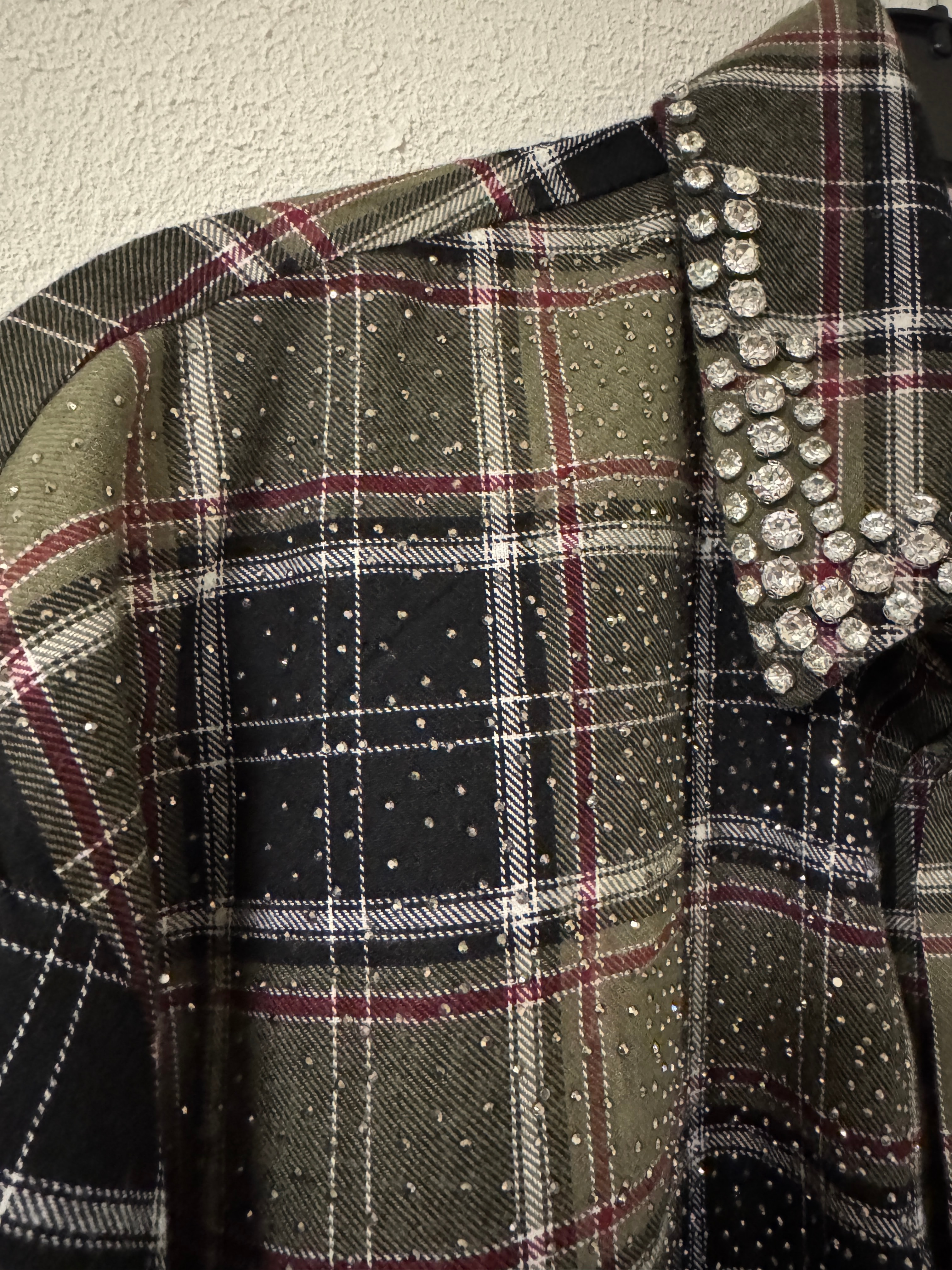 TAŞ İSLEMELİ EKOSE ODUNCU GÖMLEK  YEŞİL 