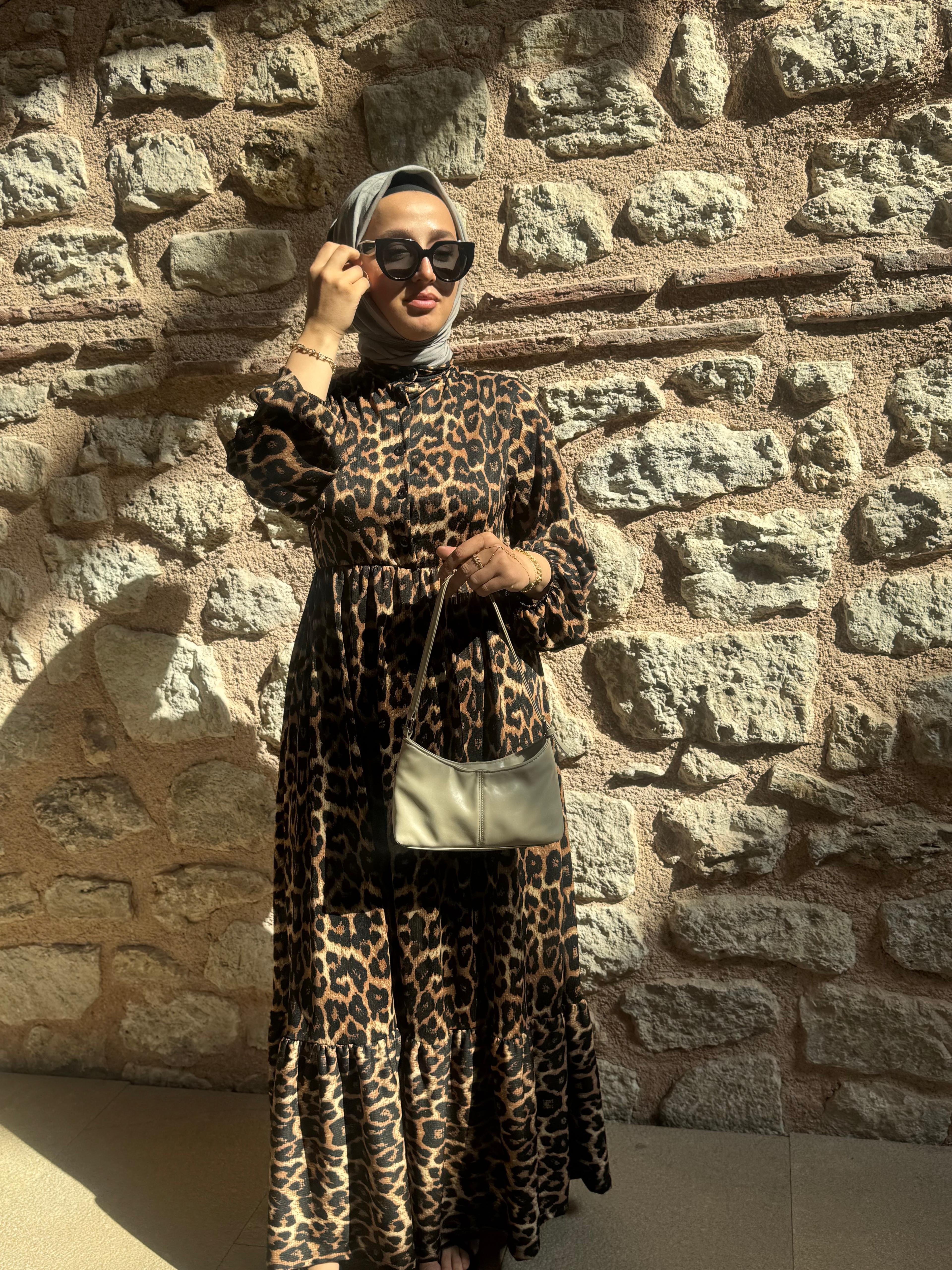 Leopar Desenli Kadın Elbise