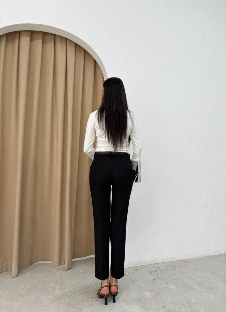 Siyah Pantolon