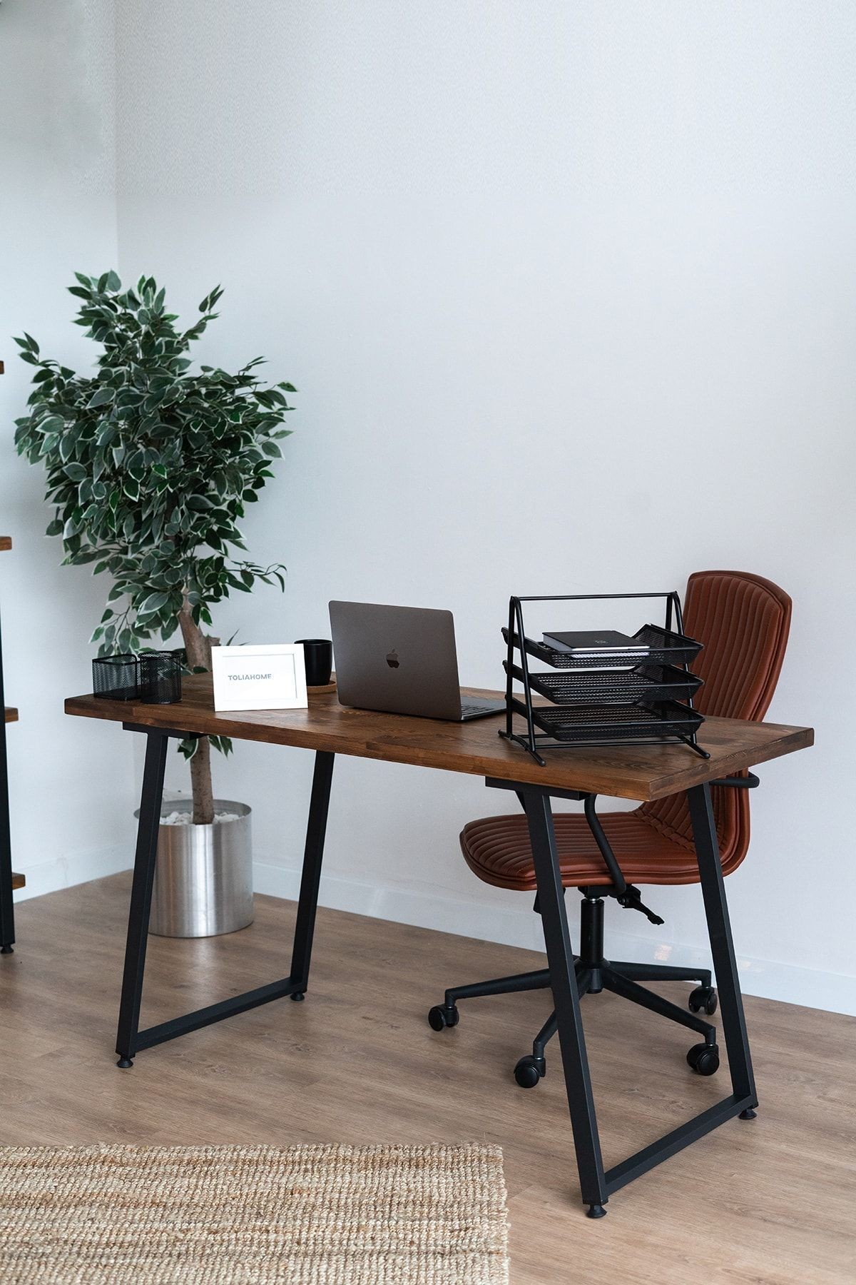 Dekoratif Tasarım Ceviz Renk Doğal Masif Ahşap Çalışma Ofis Bilgisayar Ders Masası