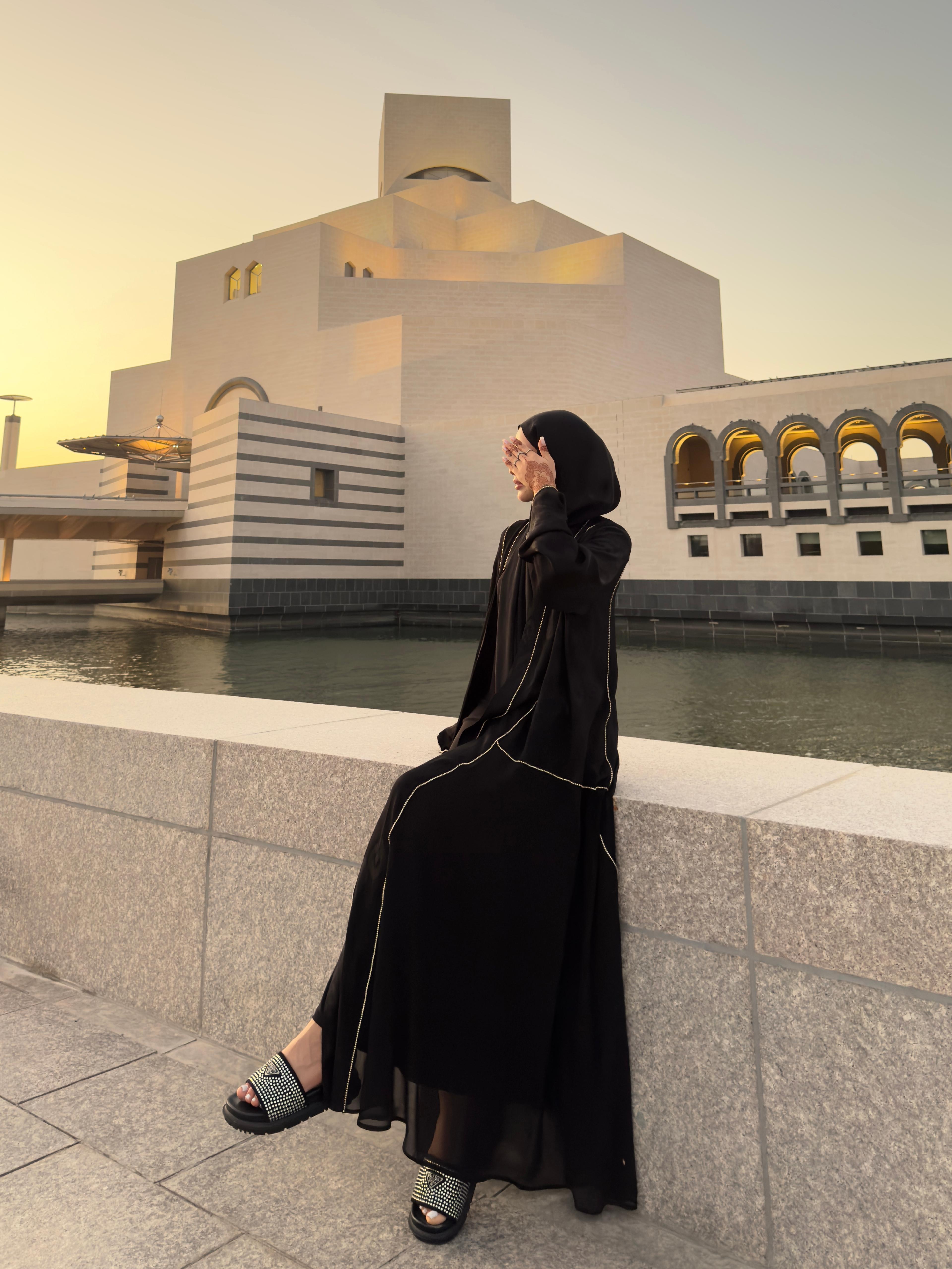 Katar Abaya