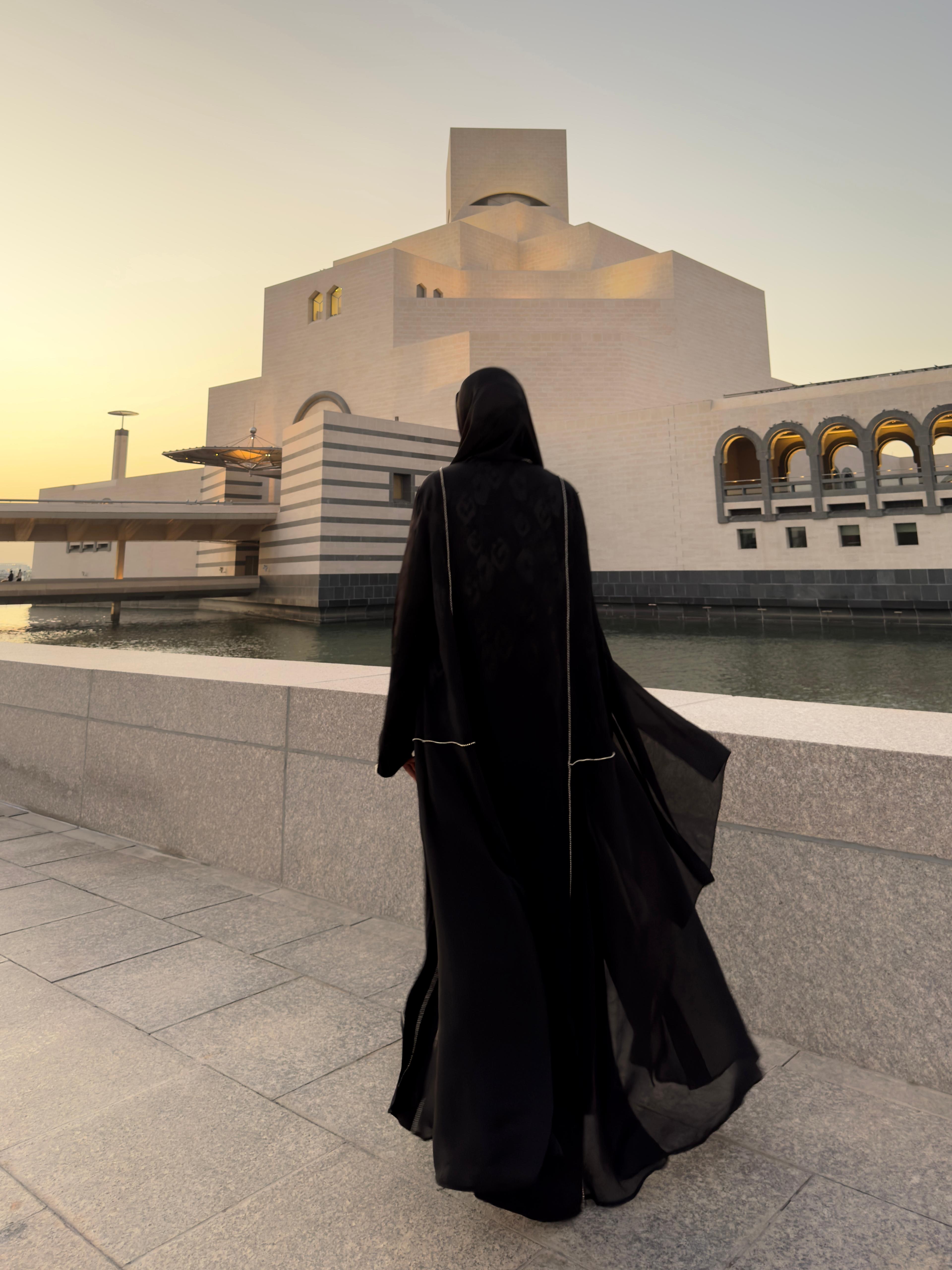 Katar Abaya