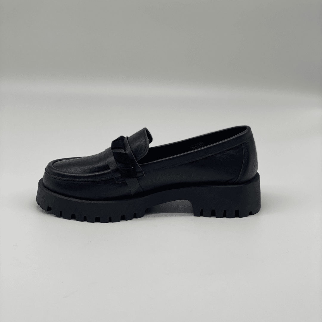 2832 Kadın Hakiki Deri Loafer