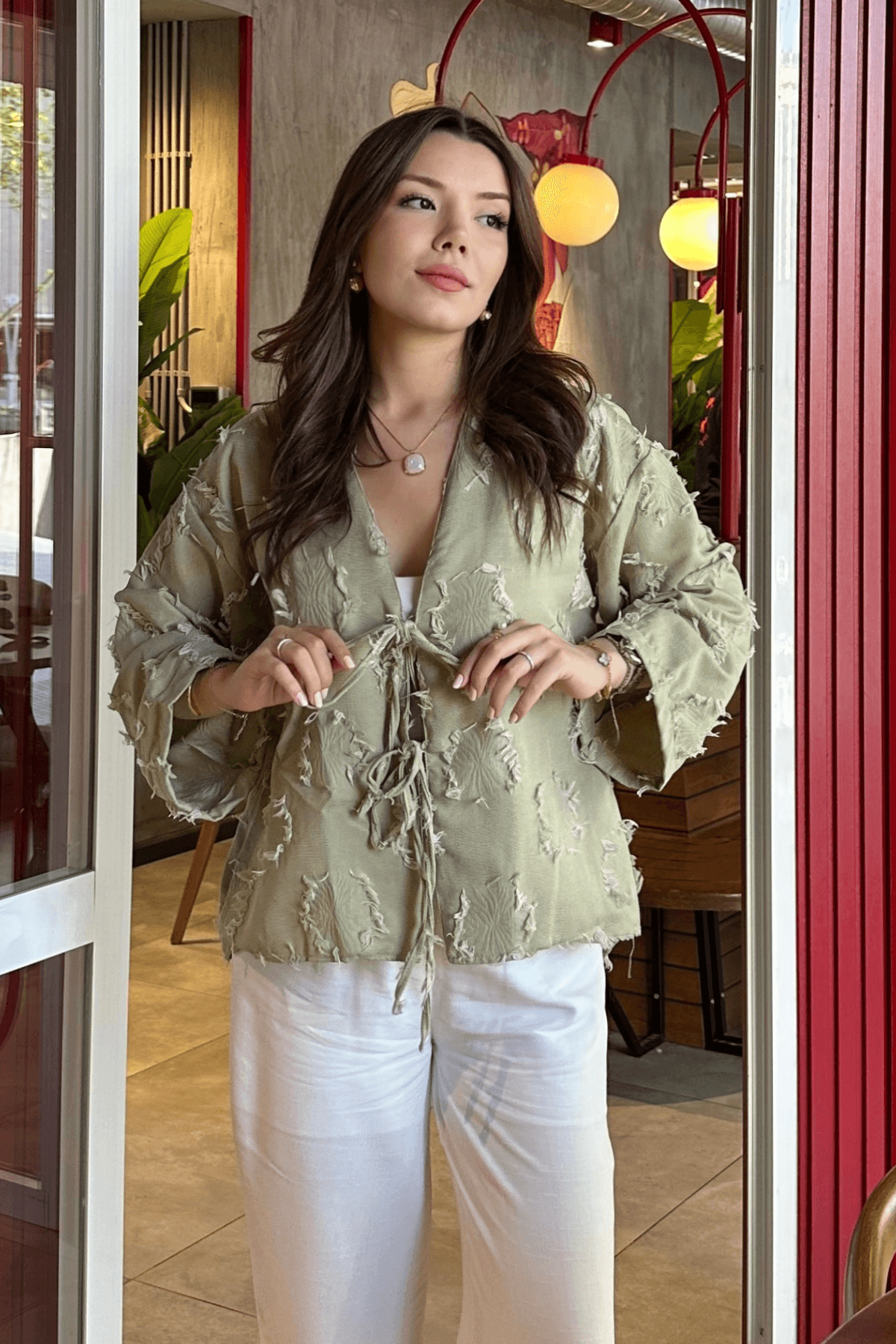 Püskül Detaylı Pastel Yeşil Kimono Gömlek