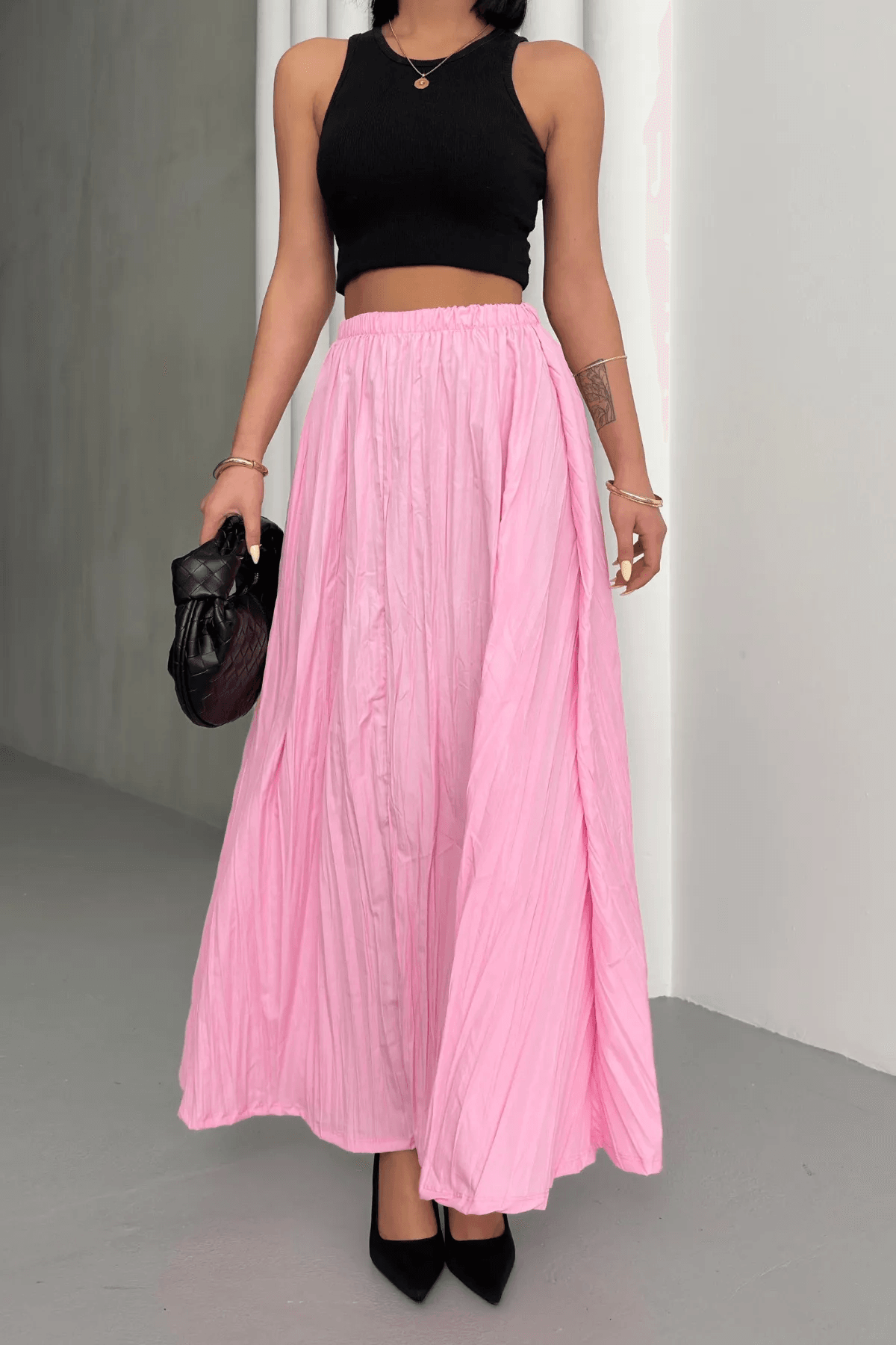 Pembe Crush Efektli Uzun Kloş Etek