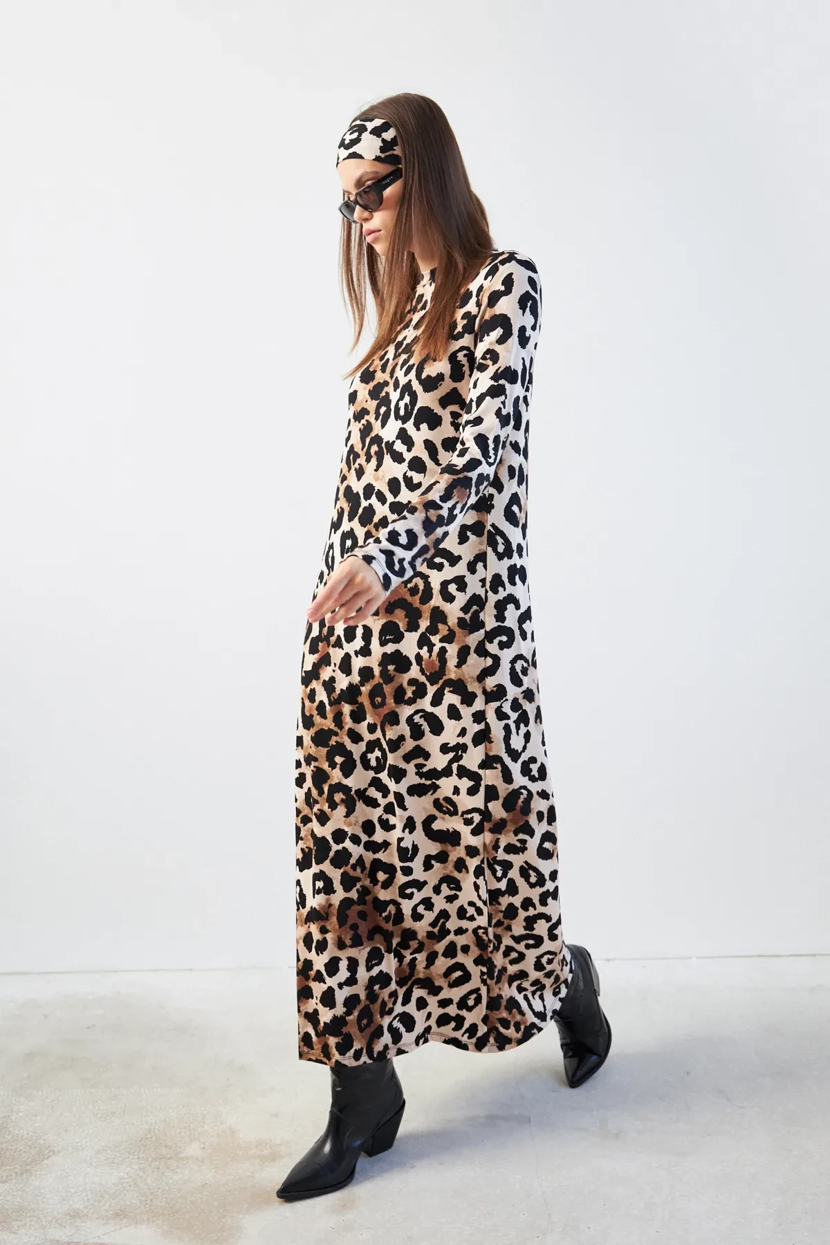 Baskı Leopar Desenli Yarım Balıkçı Yaka Uzun Kollu Elbise