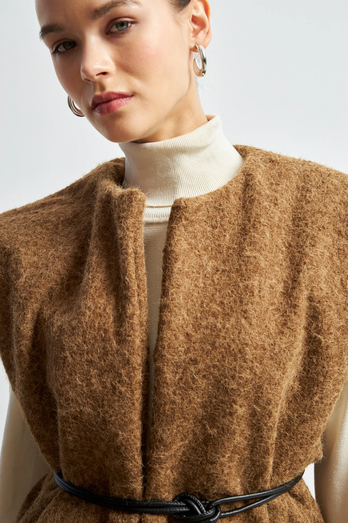 Kemerli Kaşe Yelek- CAMEL