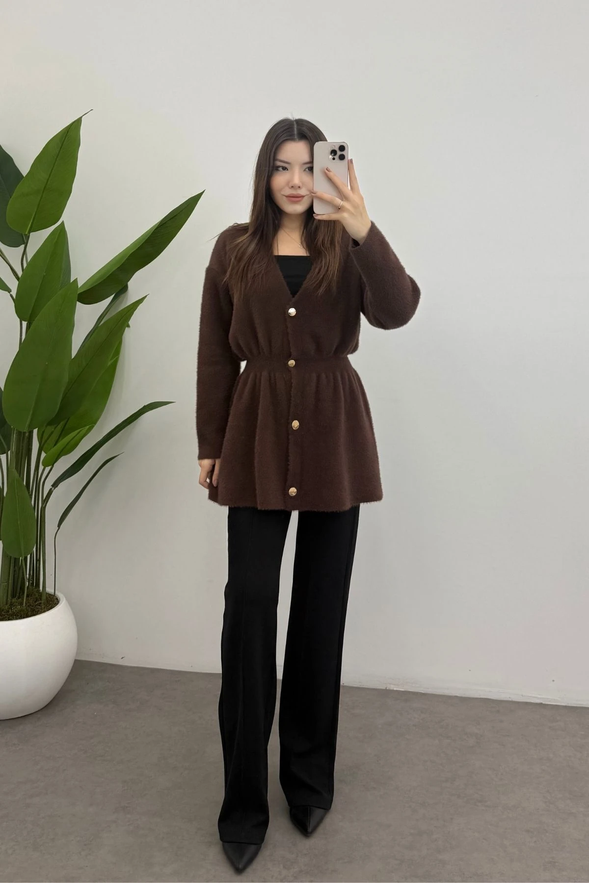 Gold Düğmeli Soft Hırka- KAHVERENGİ