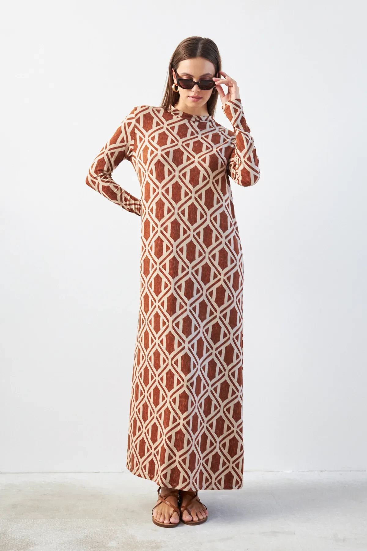Turuncu Dikey Burgu Desenli Yarım Balıkçı Yaka Uzun Kollu Uzun Elbise